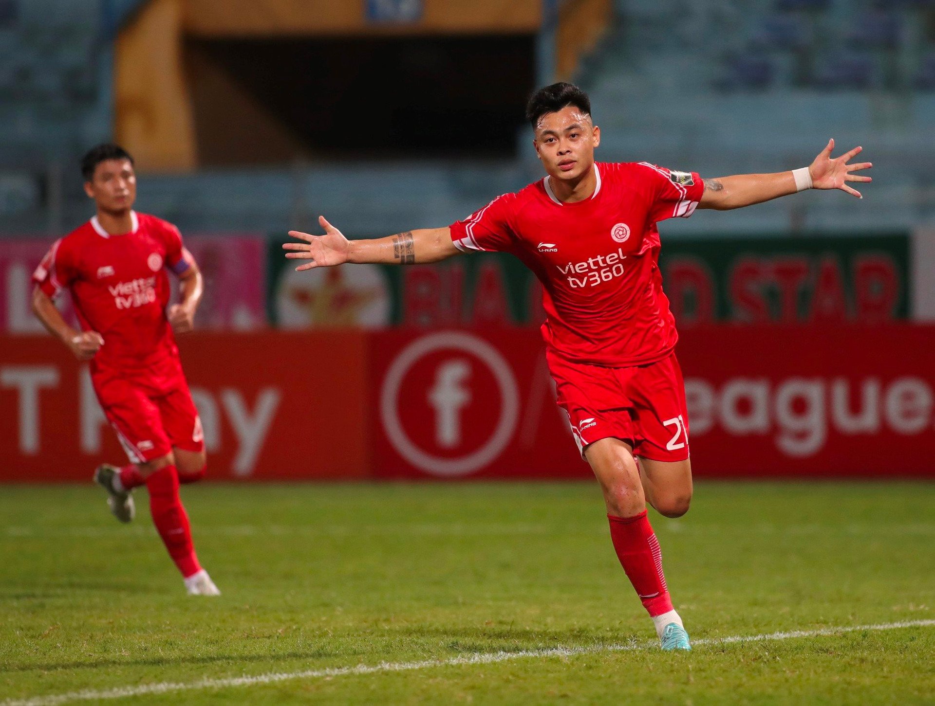 Lịch thi đấu bóng đá 29/8: Thể Công Viettel và Becamex TP. Hồ Chí Minh