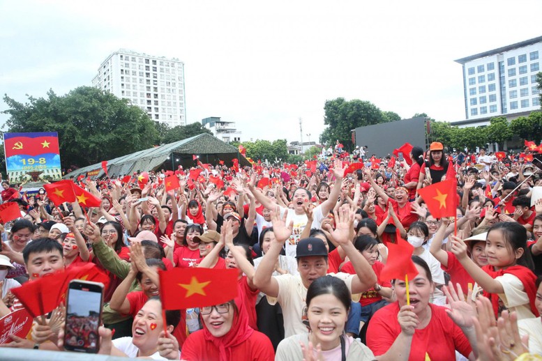 Thủ tướng chỉ đạo khẩn trương tặng quà nhân dân dịp 80 năm Quốc khánh 2/9