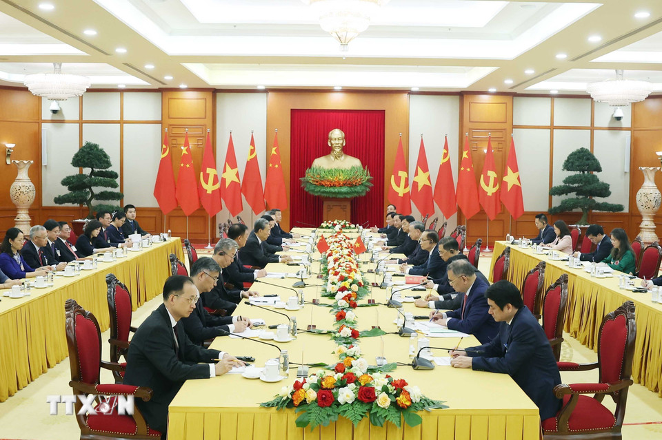 Tổng Bí thư Tô Lâm tiếp Ủy viên Trưởng Nhân đại toàn quốc Trung Quốc Triệu Lạc Tế