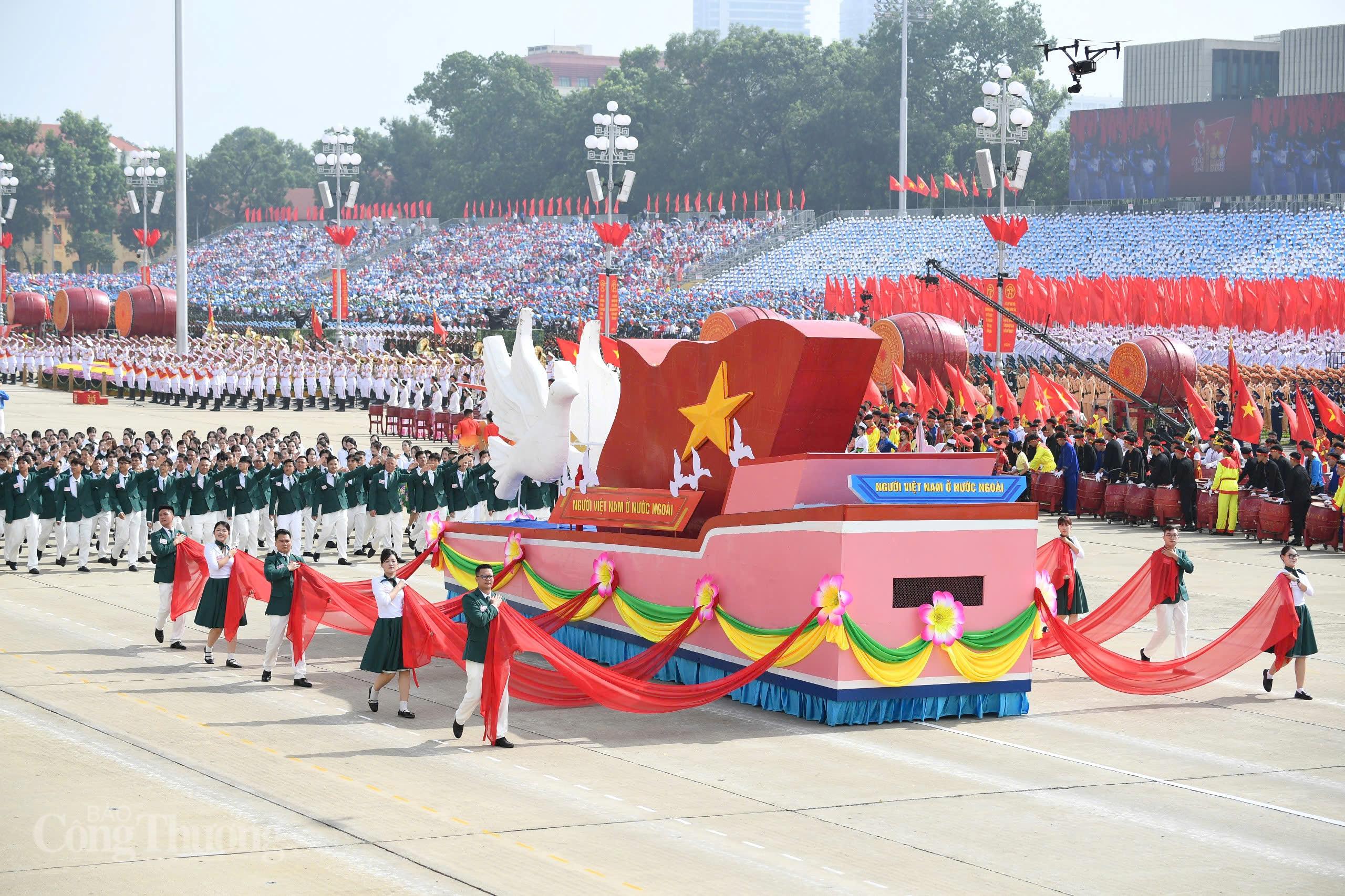 Kiều bào khẳng định bản lĩnh, trí tuệ trong ngày hội lớn của dân tộc