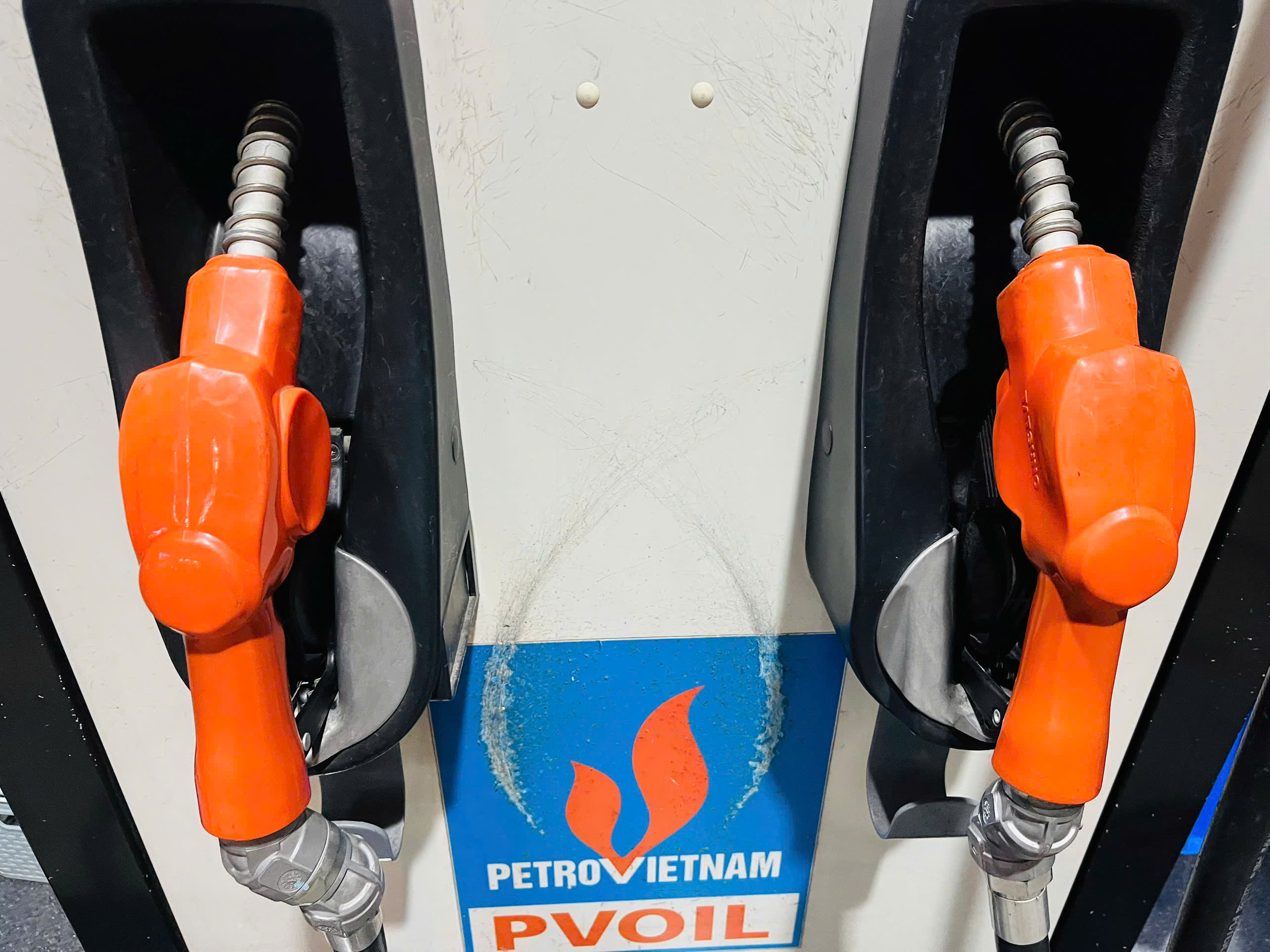 Giá xăng dầu hôm nay 03/09/2025: Giá dầu tăng trước cuộc họp OPEC+