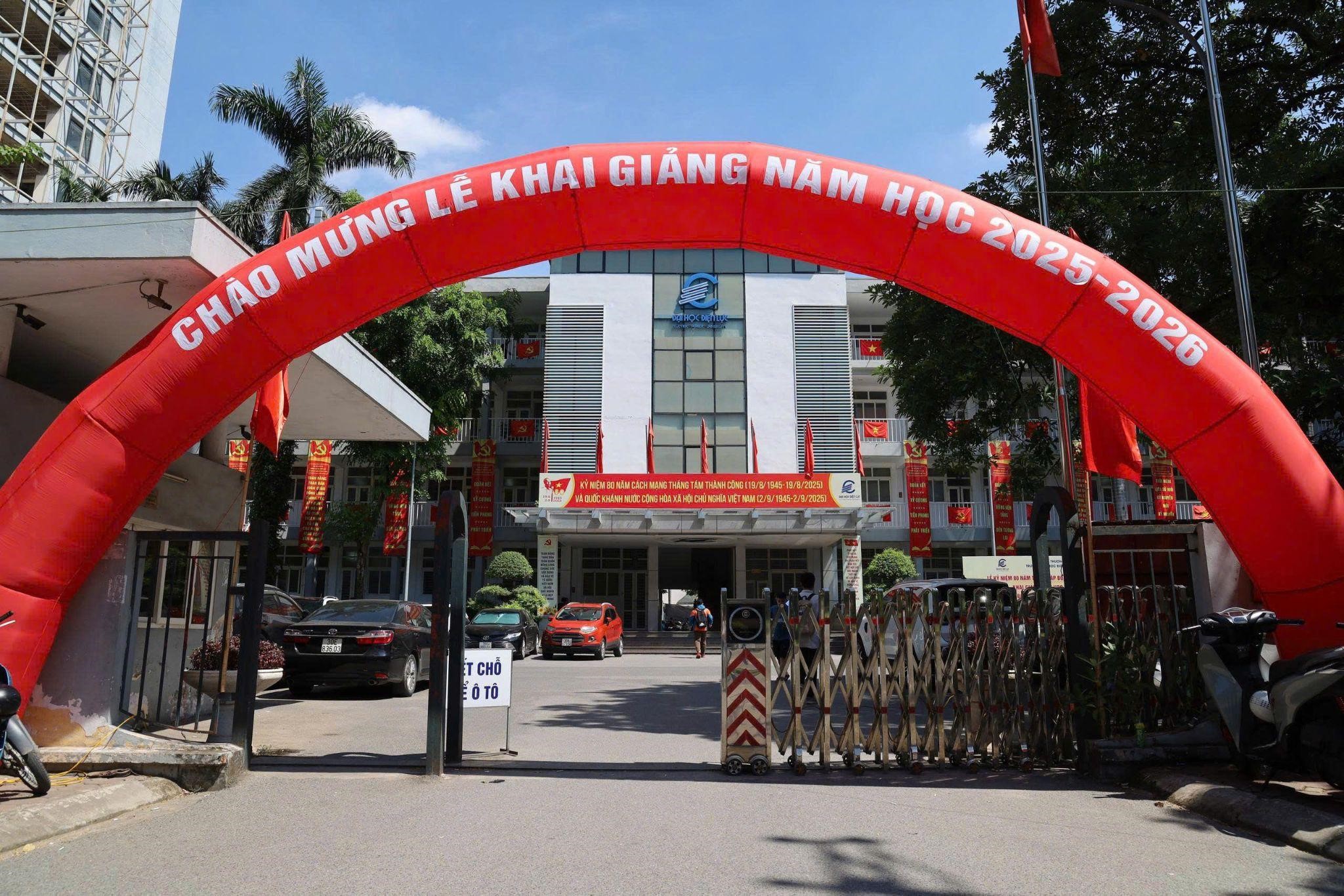 Trường Đại học Điện lực tổ chức Lễ khai giảng năm học 2025 - 2026