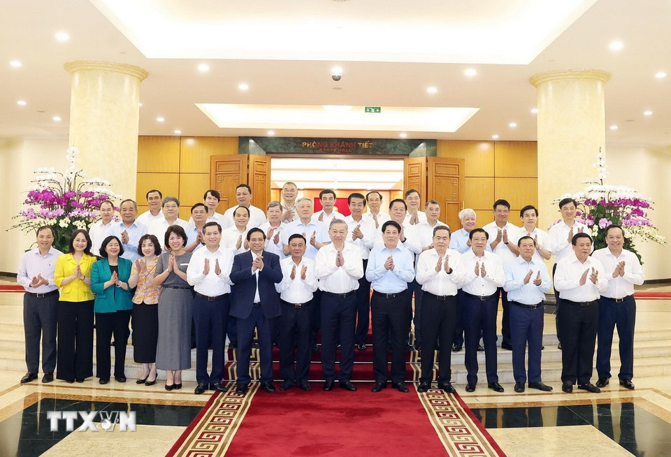 Bộ Chính trị làm việc với Ban Thường vụ Đảng ủy các cơ quan Đảng Trung ương