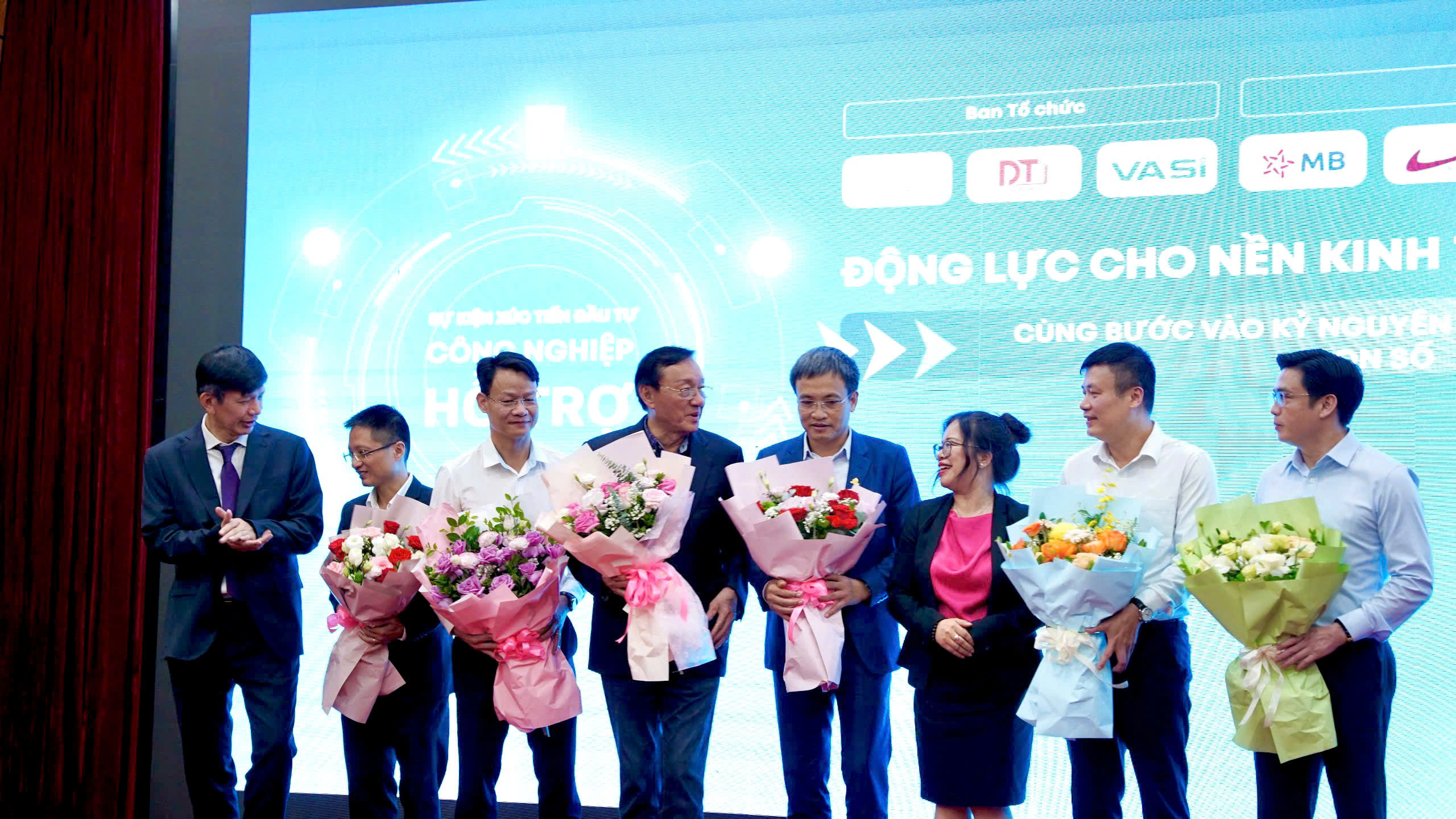 Xúc tiến đầu tư công nghiệp hỗ trợ:  Động lực cho nền kinh tế