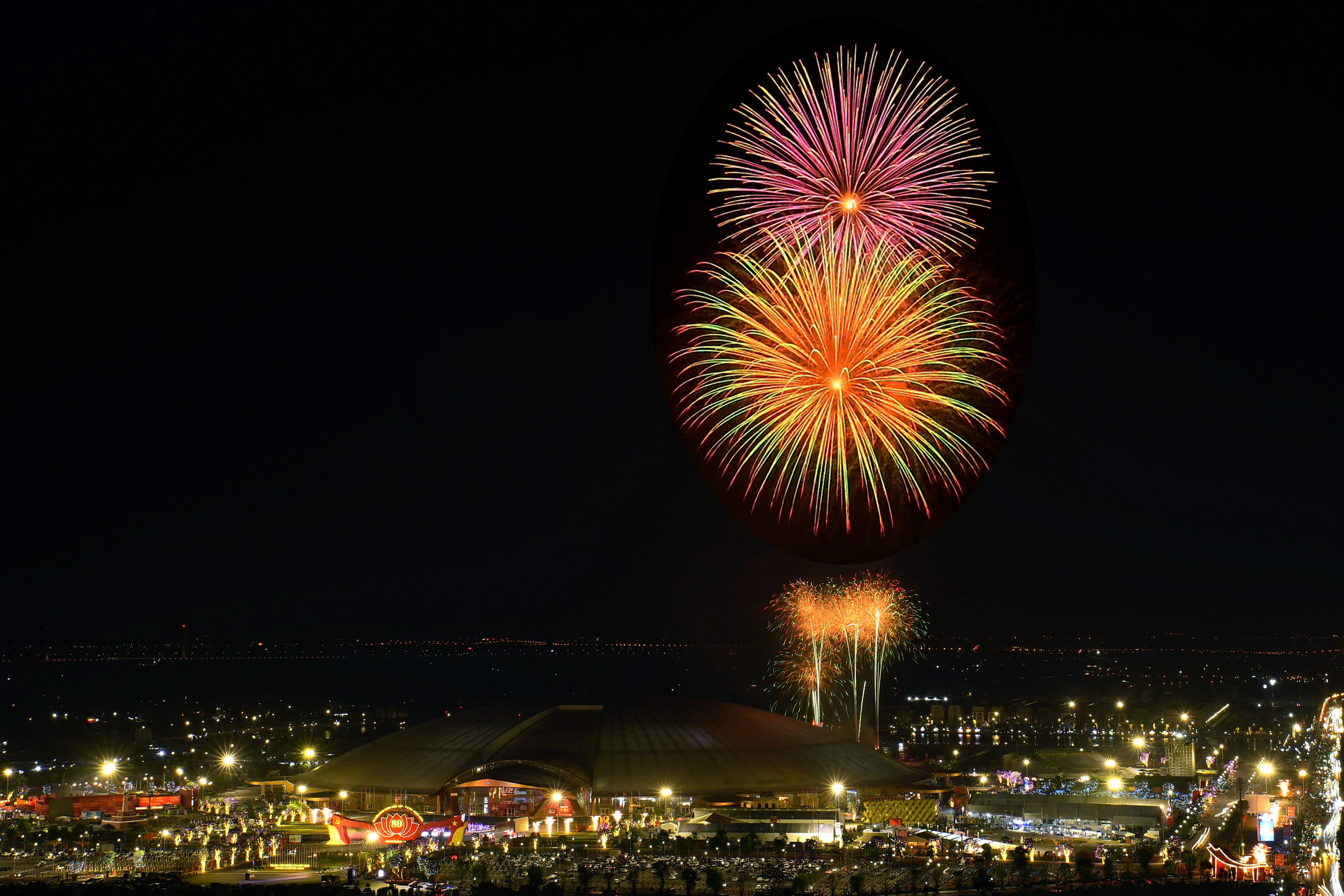 Pháo hoa rực sáng, khép lại hành trình 80 năm đầy tự hào