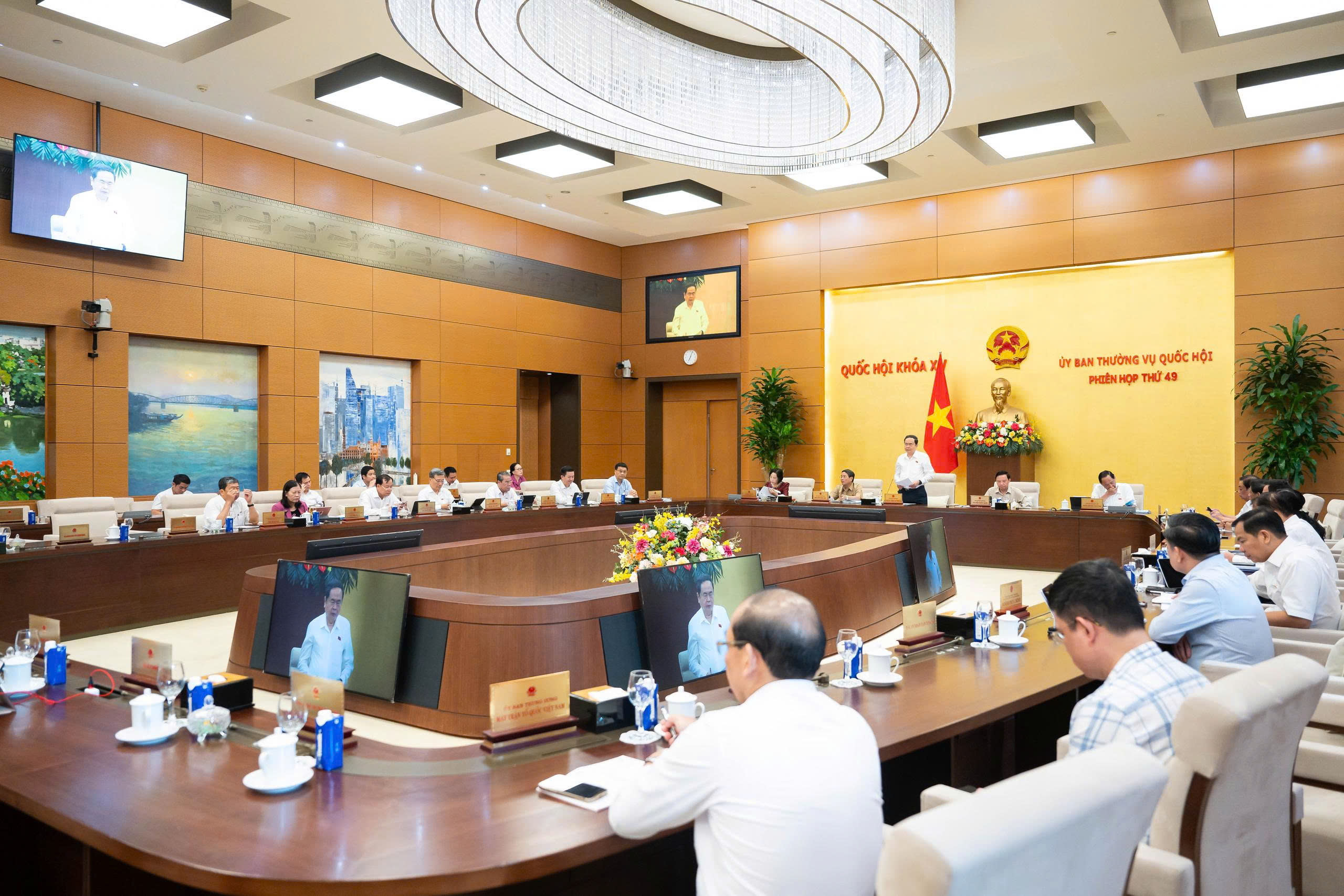 Ngày 22/9, Ủy ban Thường vụ Quốc hội xem xét công tác nhân sự