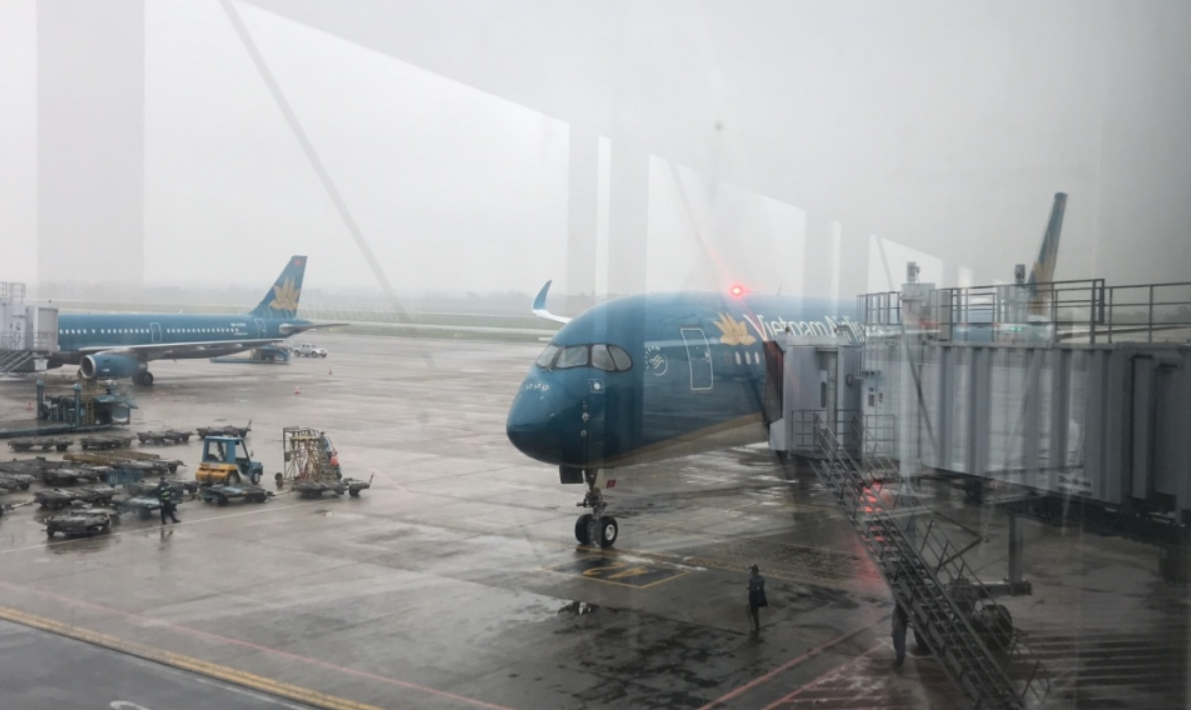 Hàng không, đường sắt, đường bộ ứng phó bão số 9