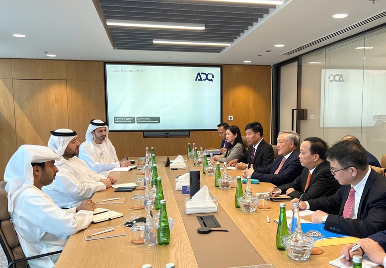 Việt Nam - UAE tăng cường hợp tác năng lượng xanh