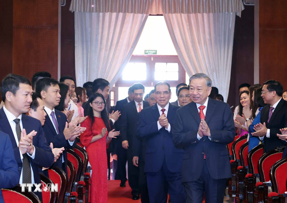 Tổng Bí thư dự Đại hội đại biểu Đảng bộ các Cơ quan Đảng Trung ương