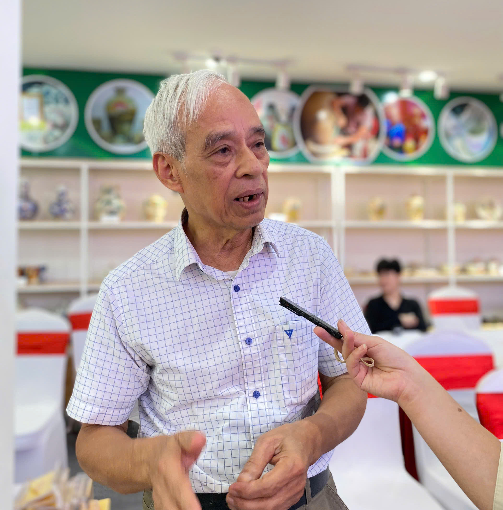 Tư vấn chuyên sâu và thị trường nội địa: Nâng tầm thủ công mỹ nghệ