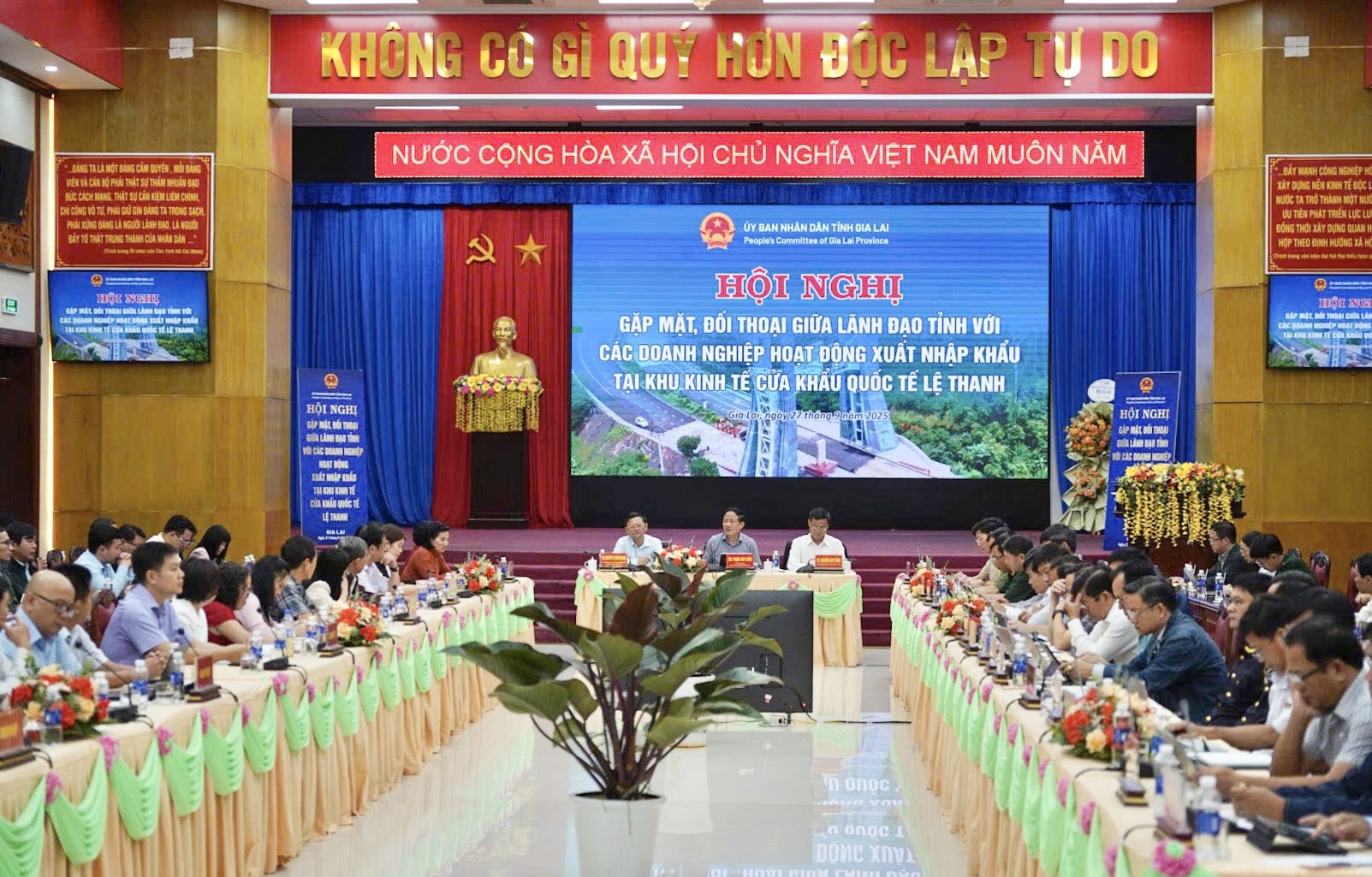 Gia Lai quyết tâm gỡ “điểm nghẽn” tại Cửa khẩu quốc tế Lệ Thanh 