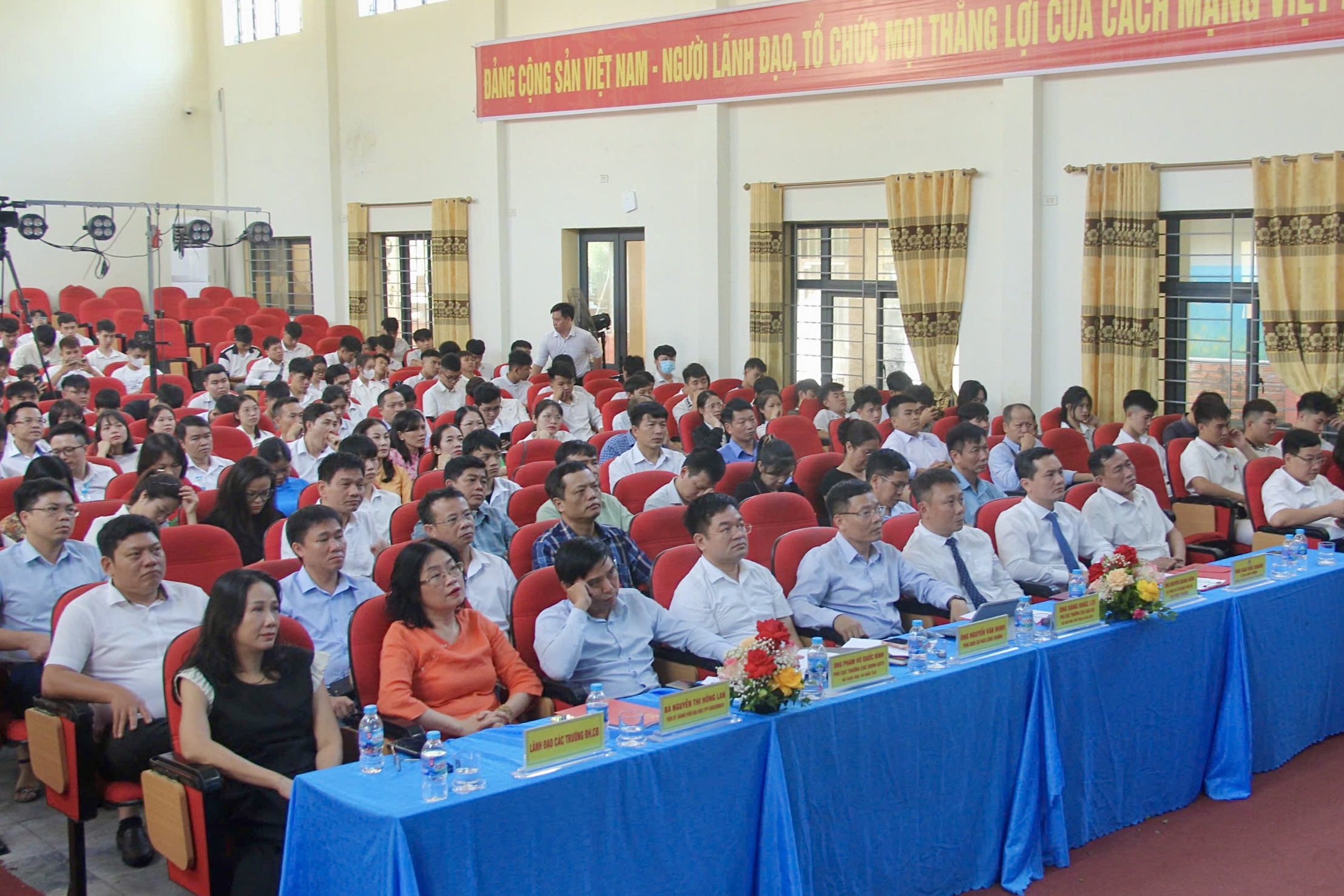 Đổi mới truyền thông tuyển sinh phát triển nhân lực ngành Công Thương