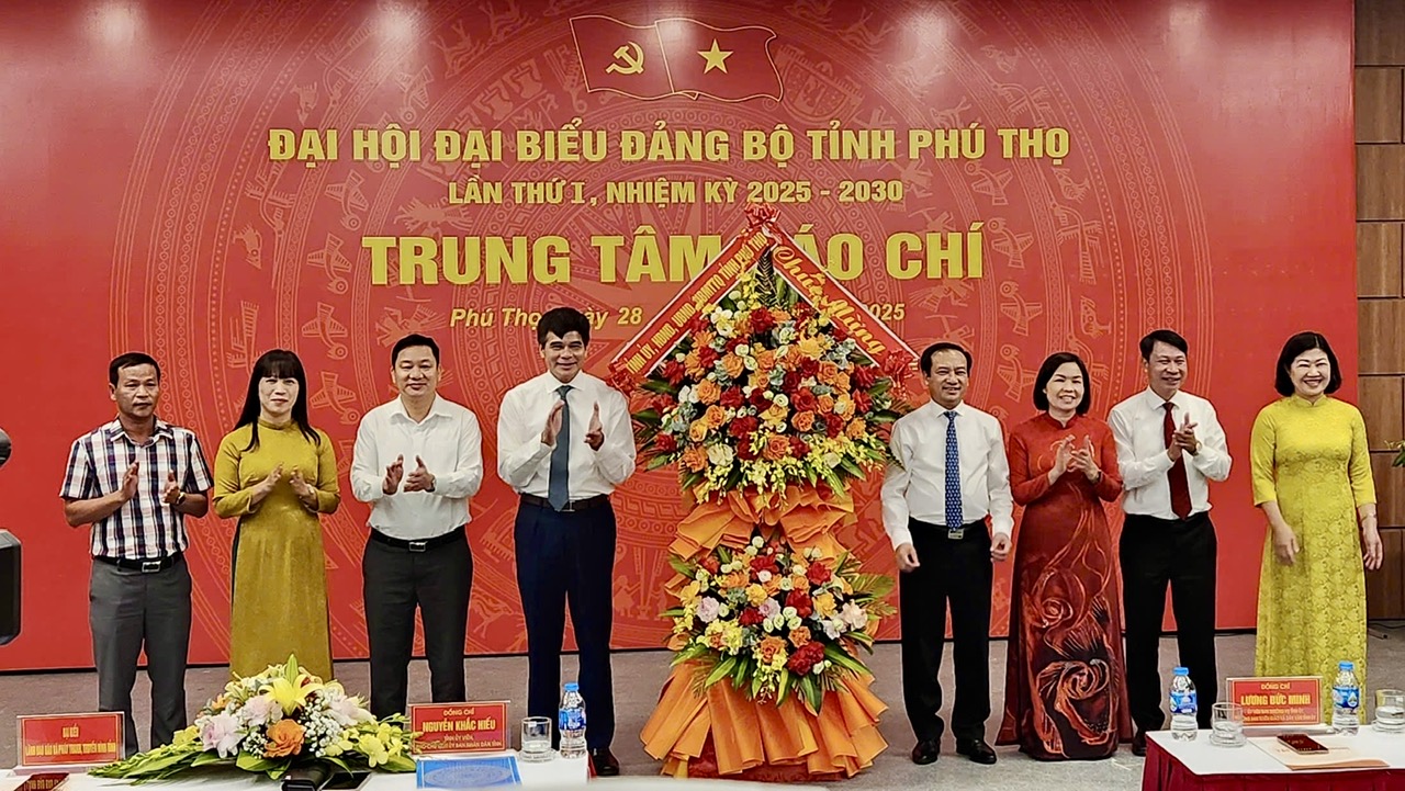 Khai trương Trung tâm báo chí phục vụ Đại hội đại biểu Đảng bộ Phú Thọ
