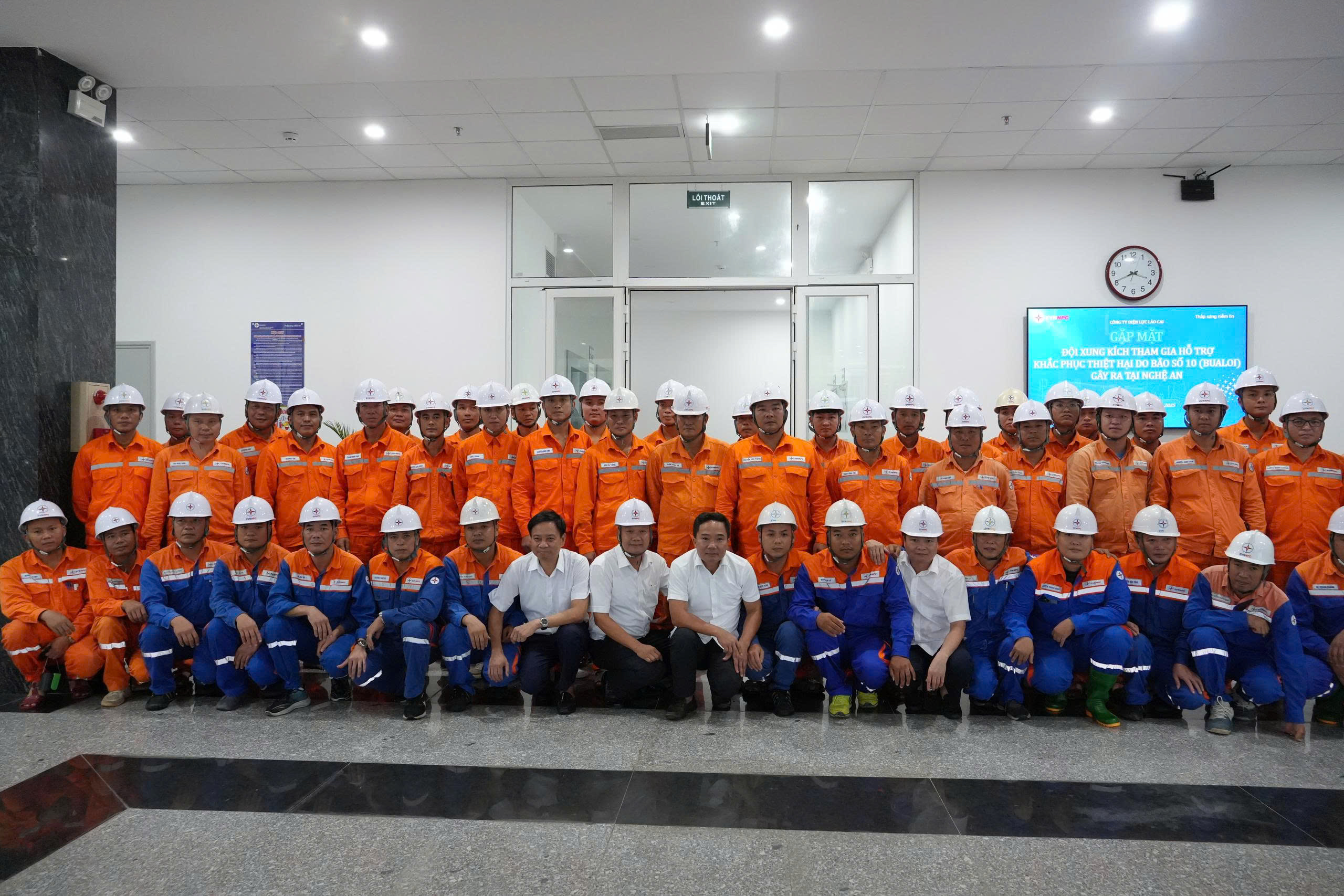 PC Lào Cai chi viện Nghệ An khắc phục hậu quả bão số 10