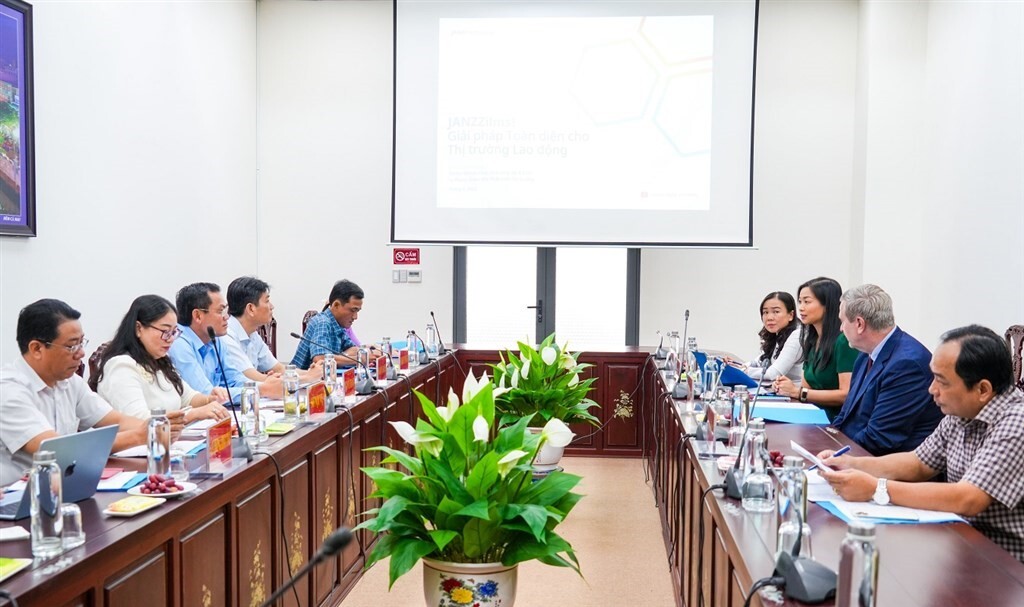 Cà Mau hợp tác phát triển nhân lực, xây dựng thị trường lao động số 