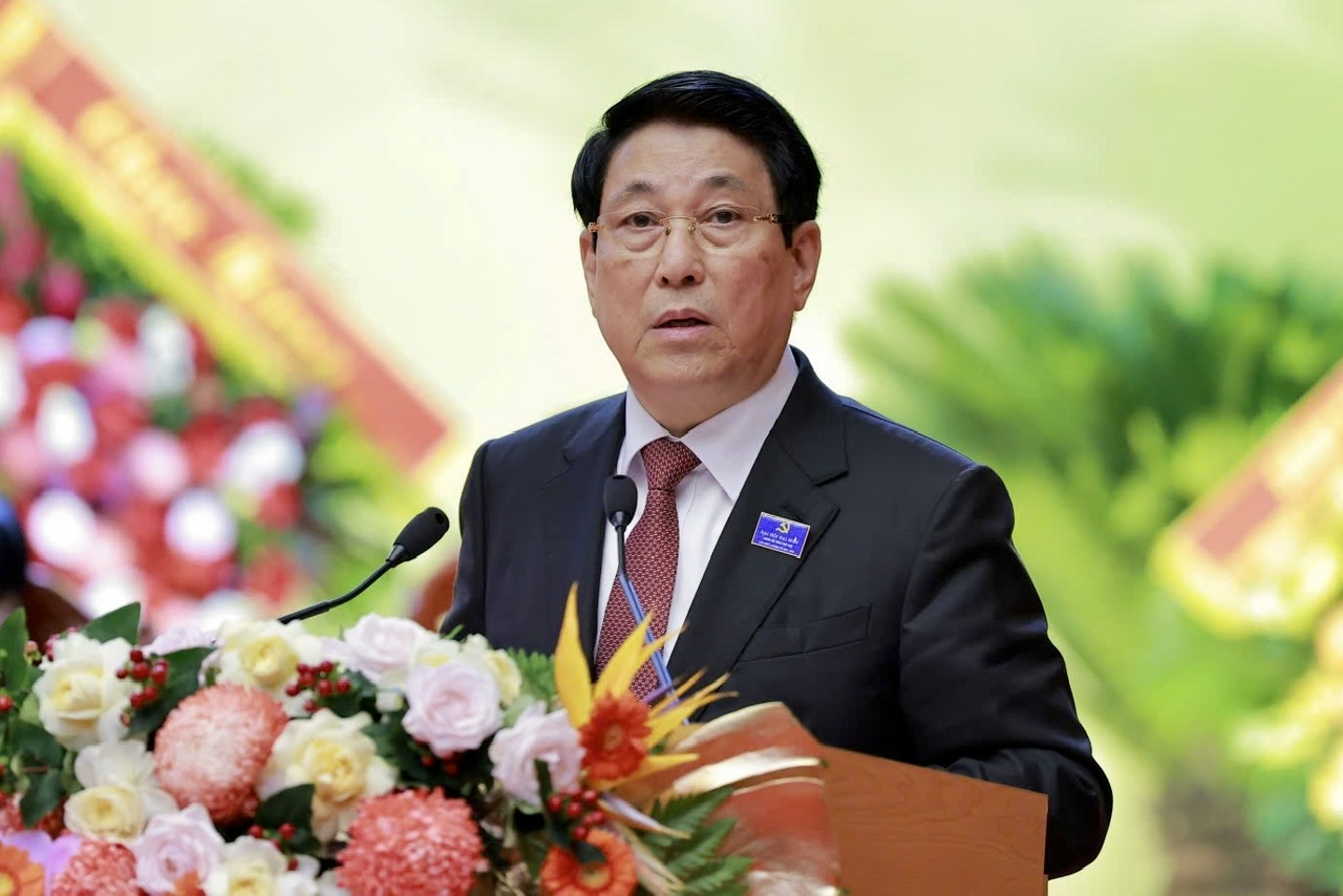 Chủ tịch nước: Xây dựng Phú Thọ giàu đẹp xứng đáng là Đất Tổ Hùng Vương