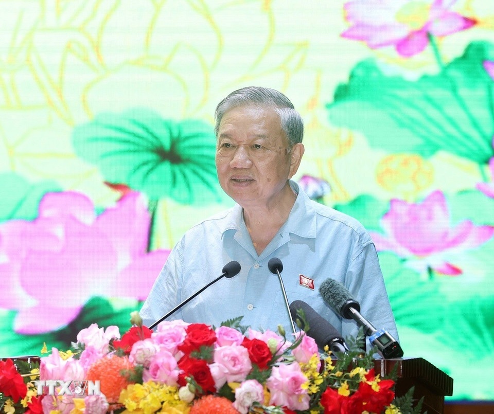 Tổng Bí thư: Chính quyền phải chuyển từ tư duy quản lý sang kiến tạo phục vụ