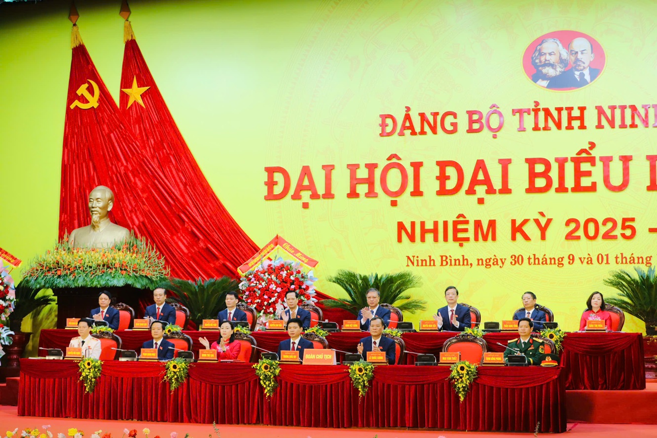 Khai mạc Đại hội đại biểu Đảng bộ tỉnh Ninh Bình lần thứ I