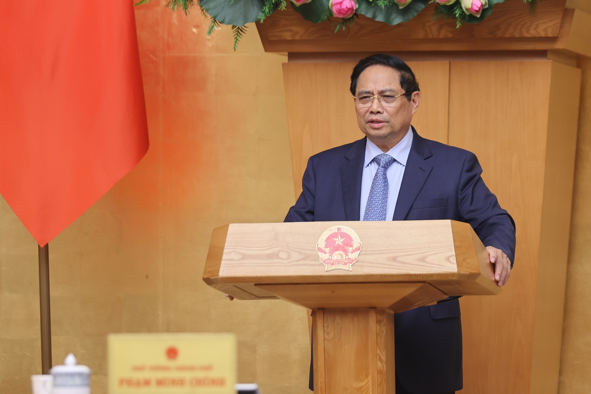 Thủ tướng chỉ đạo hoàn tất chi trả chế độ người nghỉ việc trước 10/10