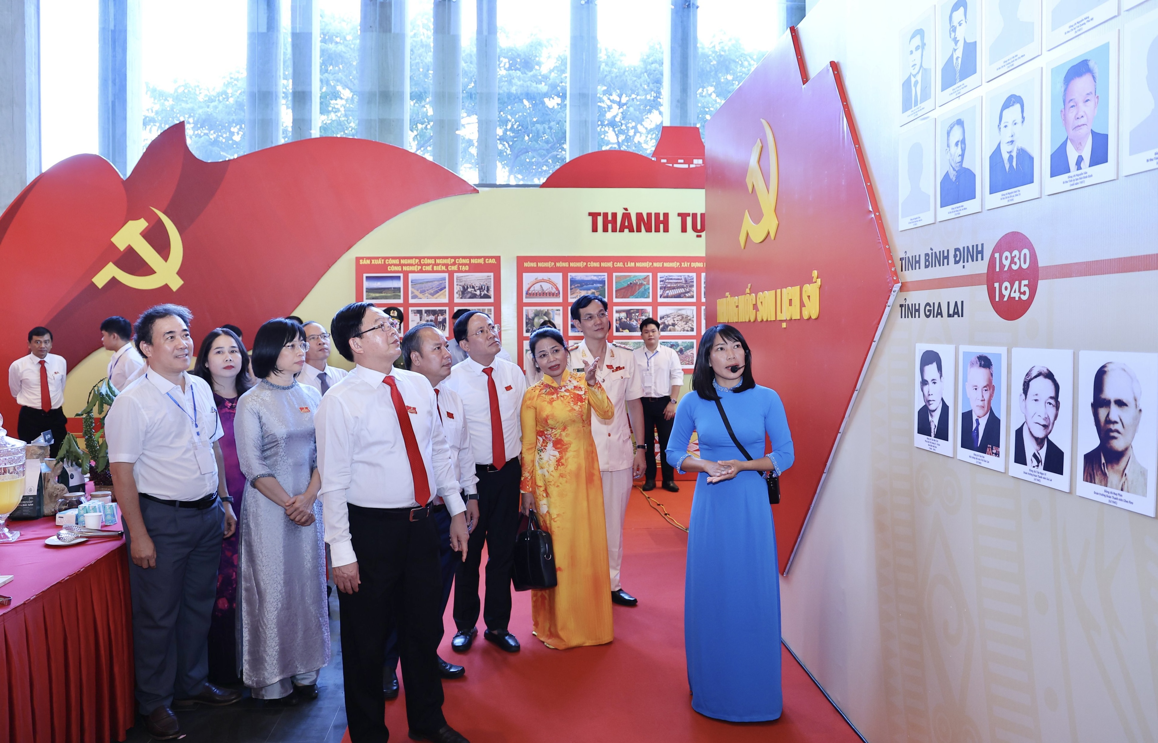 200 tác phẩm tại triển lãm ảnh chào mừng Đại hội Đảng bộ tỉnh Gia Lai