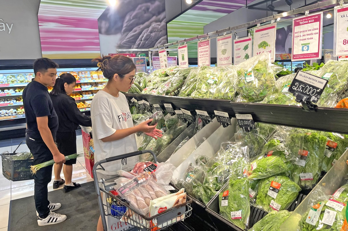 Thủ tướng: Tạo điều kiện phục hồi sản xuất, lưu thông hàng hóa sau bão lũ