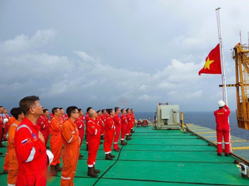 Đảng bộ Petrovietnam: Tiếp lửa tự hào, quyết tâm về đích năm 2025