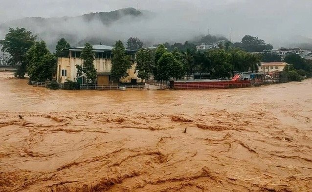Bộ Nông nghiệp và Môi trường yêu cầu khẩn trương ứng phó lũ lớn
