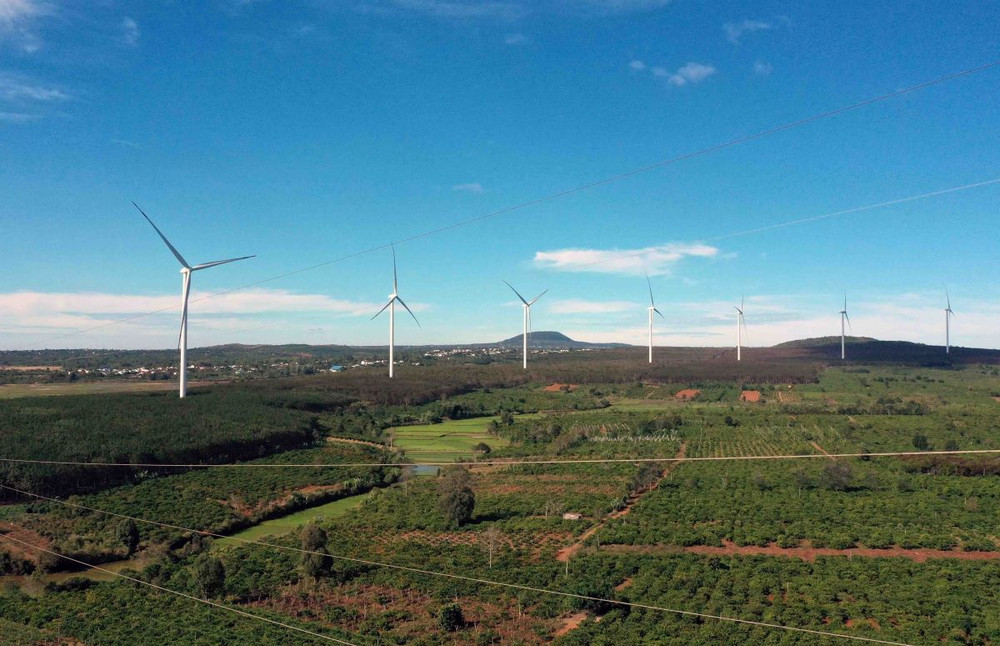 Kỷ lục mới: Nguồn điện sạch lần đầu tiên vượt mốc 40% toàn cầu