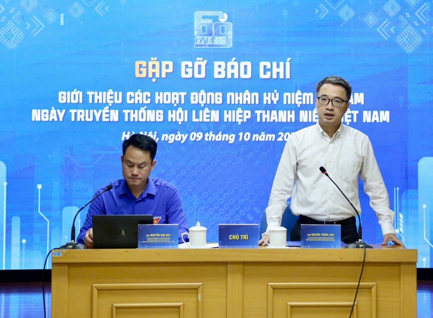 Phát động 'Mỗi thanh niên một cuốn sách làm bạn' tại Youth Fest Hà Nội