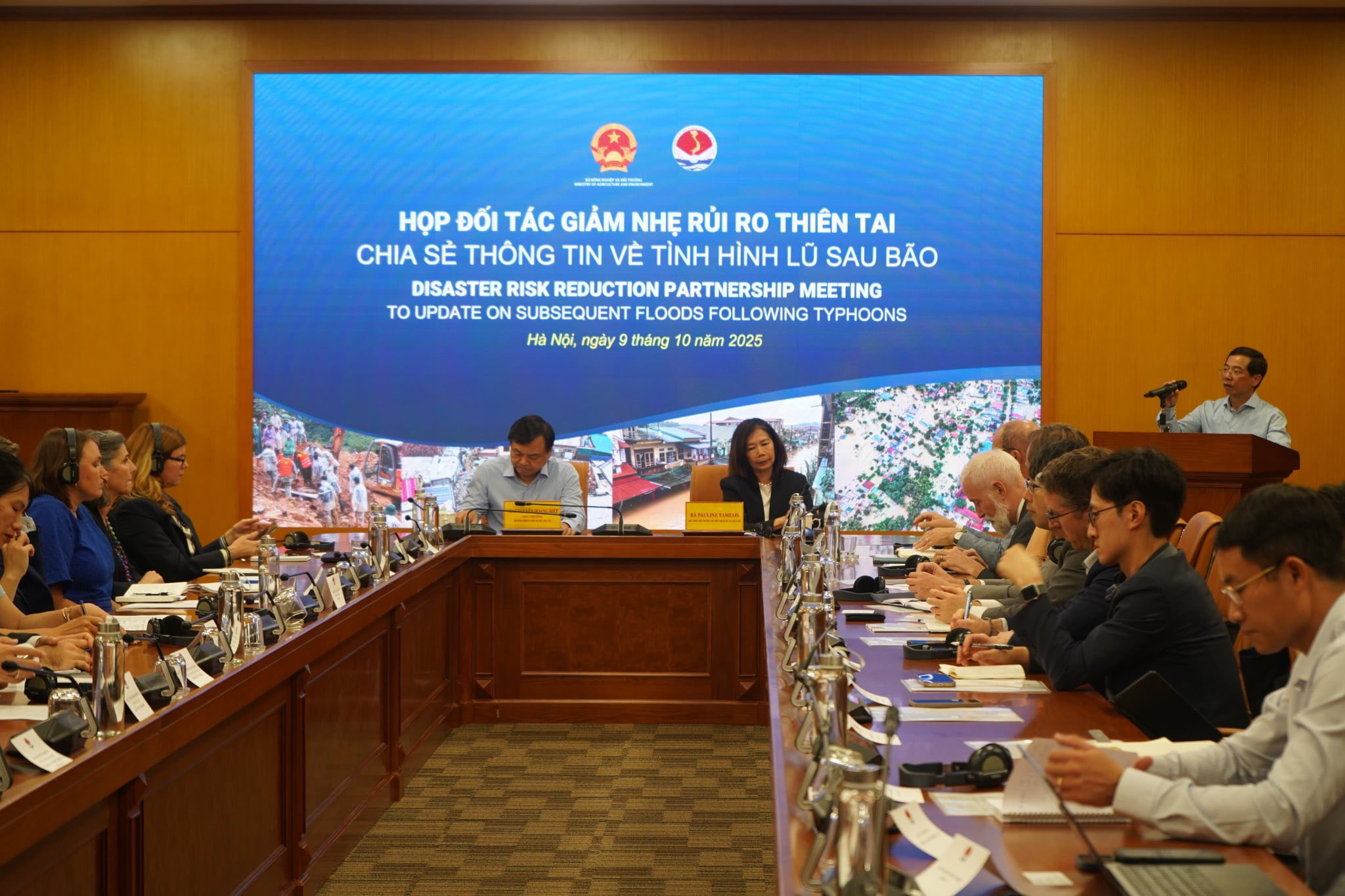 Việt Nam kêu gọi hỗ trợ khẩn cấp, 5 nhóm ưu tiên ứng phó thiên tai