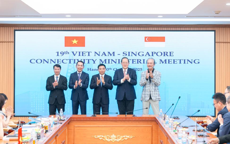 Vận hành kho hàng không kéo dài, mốc hợp tác mới Việt Nam - Singapore