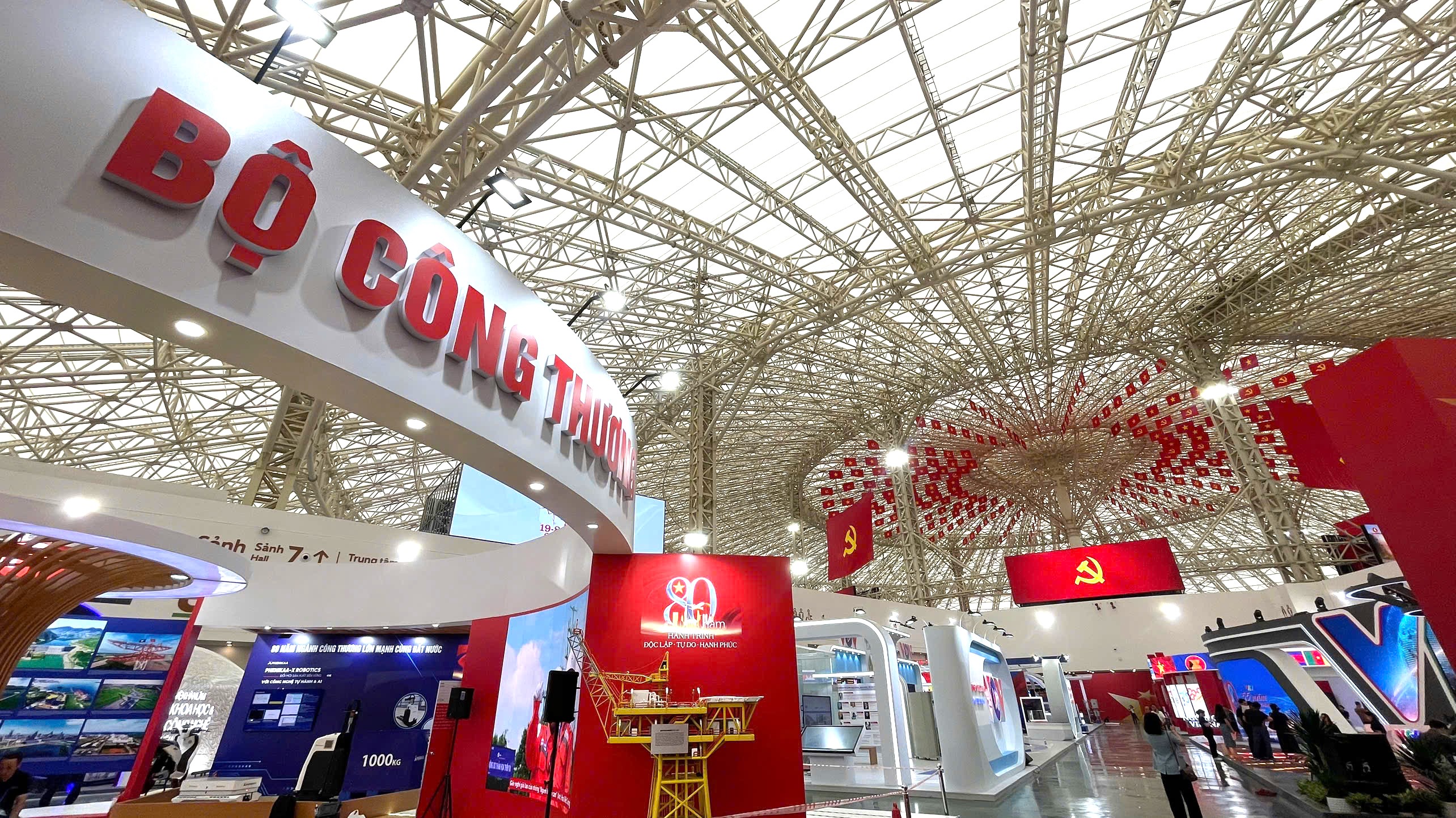 Thương vụ nỗ lực kết nối, đưa doanh nghiệp nước ngoài tham gia Hội chợ Mùa Thu 2025