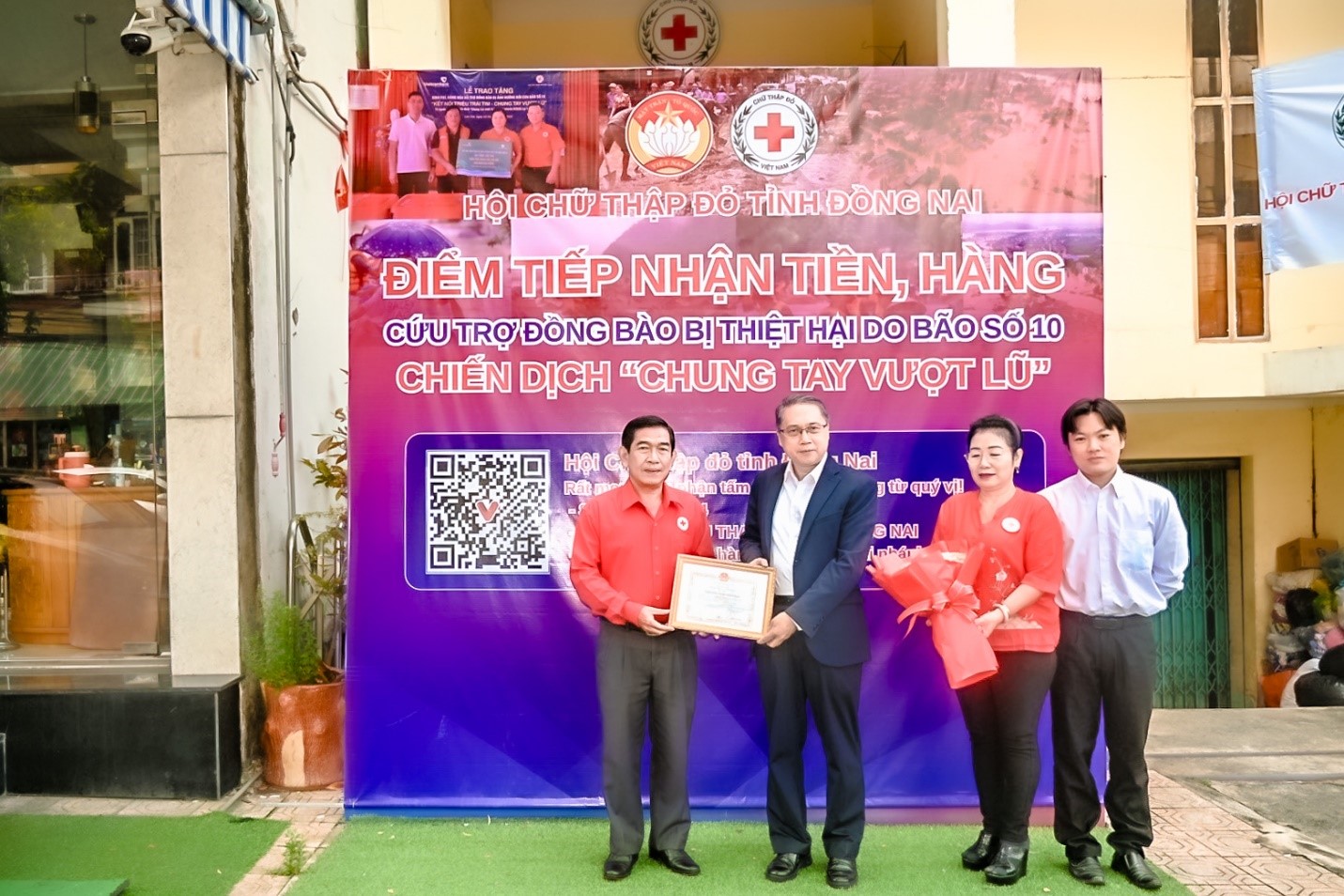 Vedan Việt Nam chung tay hỗ trợ người dân khắc phục hậu quả bão lũ