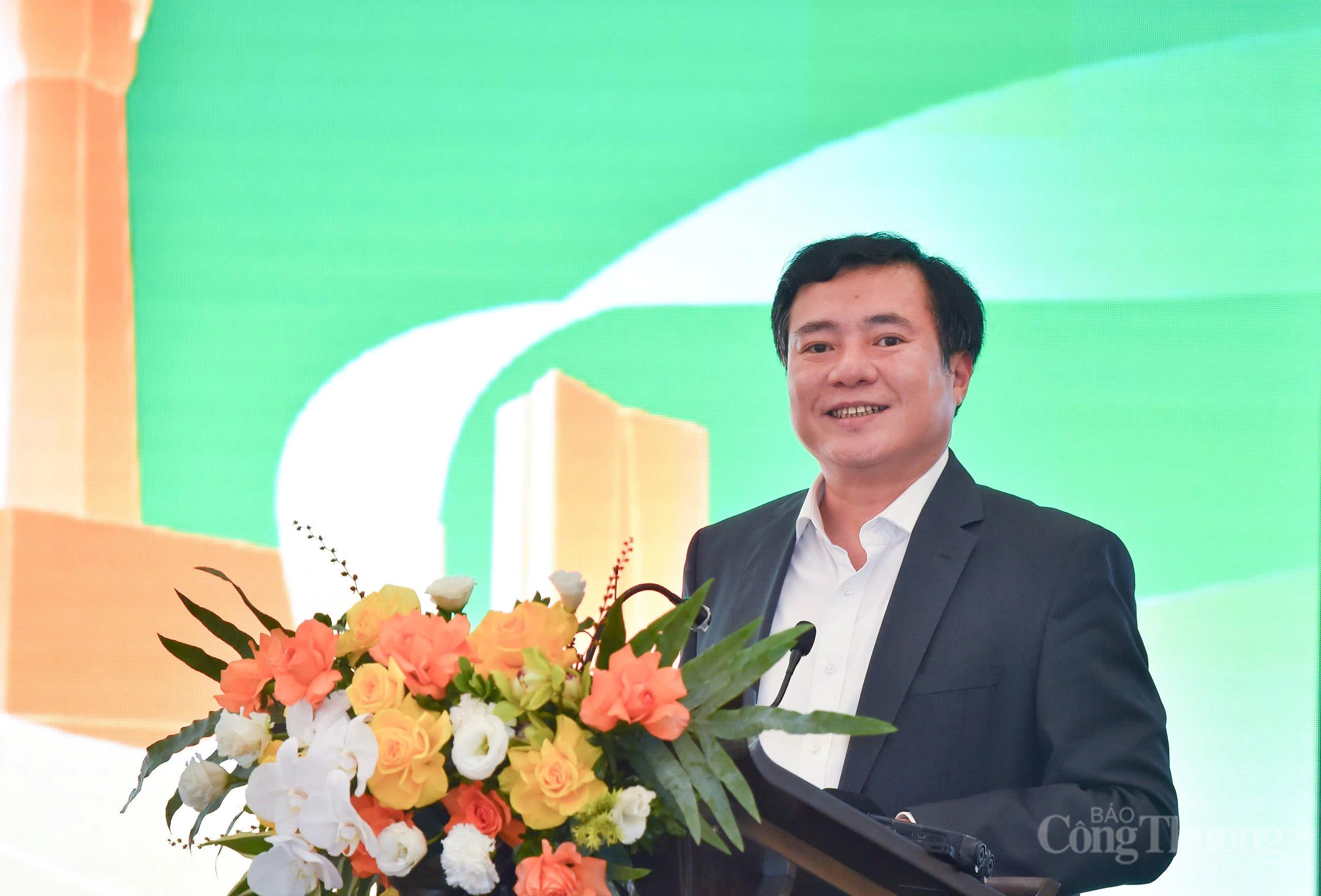 Thứ trưởng Nguyễn Sinh Nhật Tân: Hội chợ Mùa Thu được triển khai với tinh thần khẩn trương, quyết liệt  