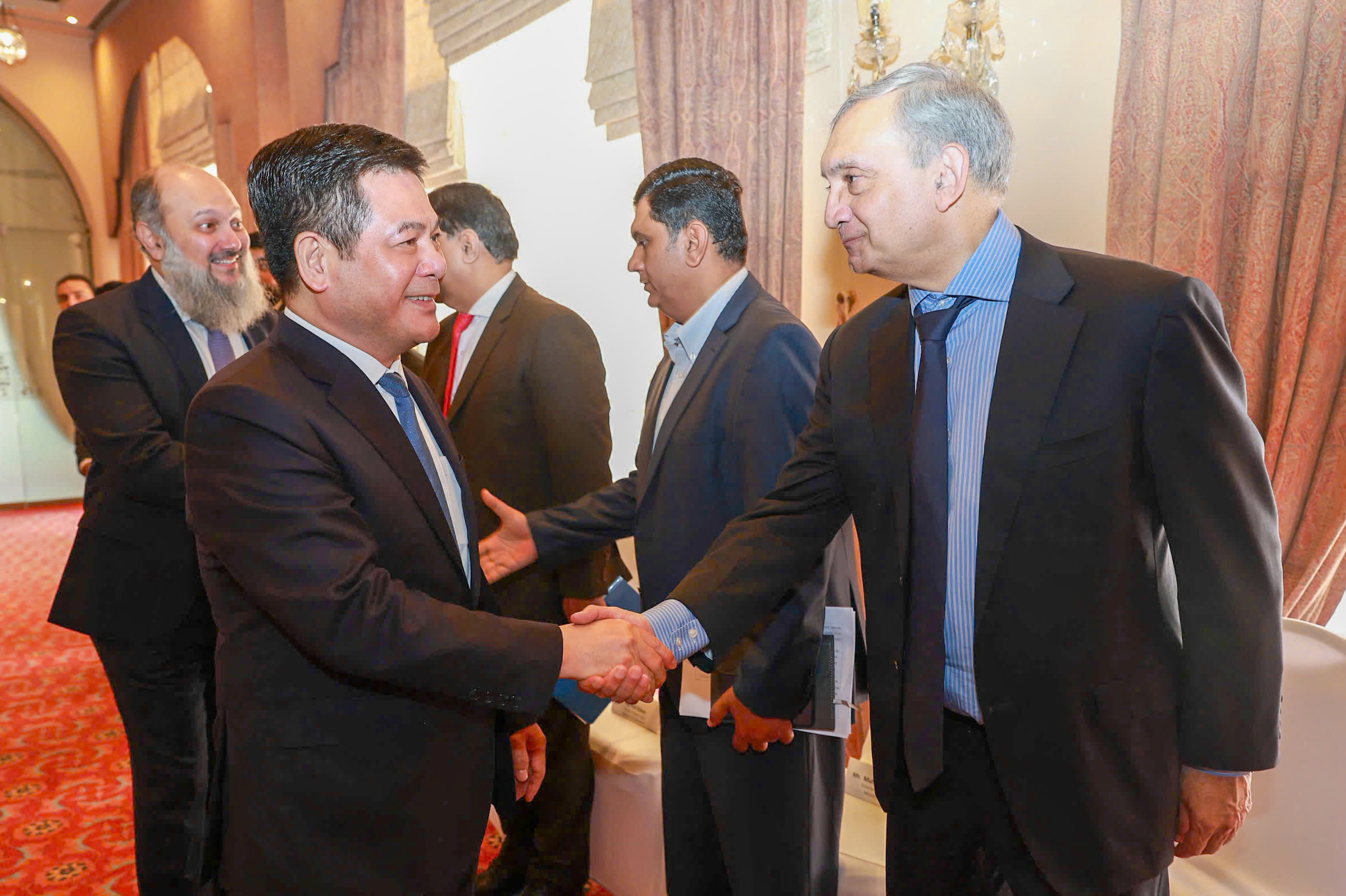 Bộ trưởng Nguyễn Hồng Diên mời doanh nghiệp Pakistan tham gia Hội chợ Mùa Thu 2025