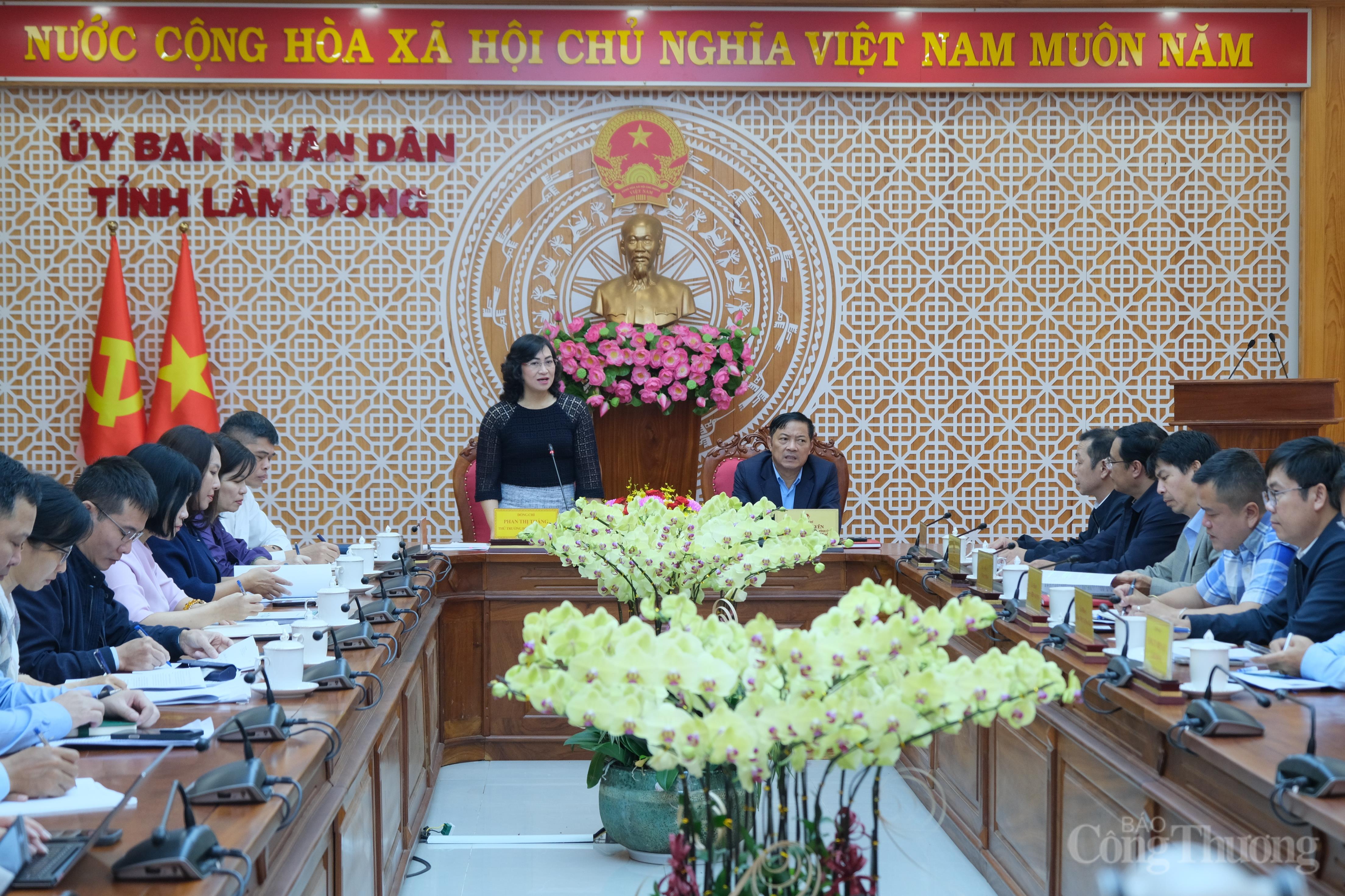 Thứ trưởng Phan Thị Thắng: Lâm Đồng cần xây dựng thương hiệu địa phương gắn với bản sắc riêng