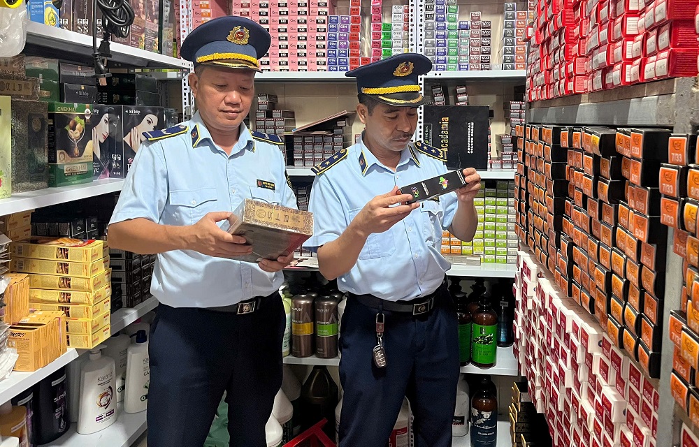 Hà Tĩnh: Quyết liệt đấu tranh với mỹ phẩm giả, xâm phạm sở hữu trí tuệ