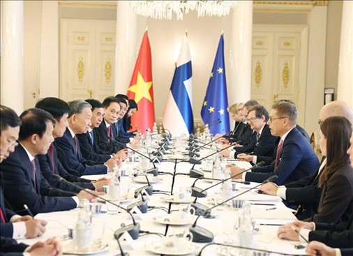 Bộ trưởng Nguyễn Hồng Diên tháp tùng Tổng Bí thư Tô Lâm trong các hoạt động tại Phần Lan