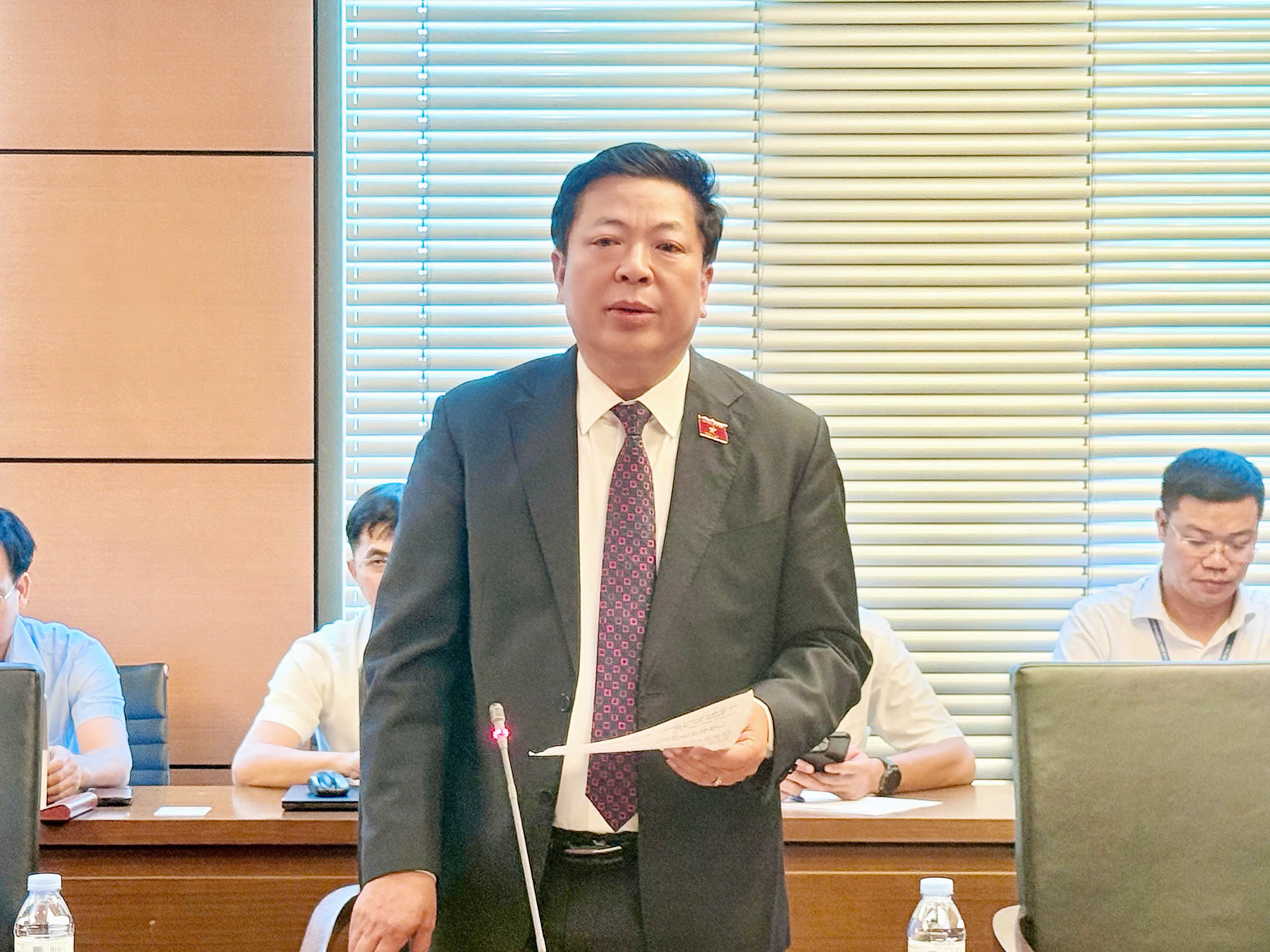 Hoàn thiện Luật Hàng không để thu hút đầu tư, tăng năng lực khai thác