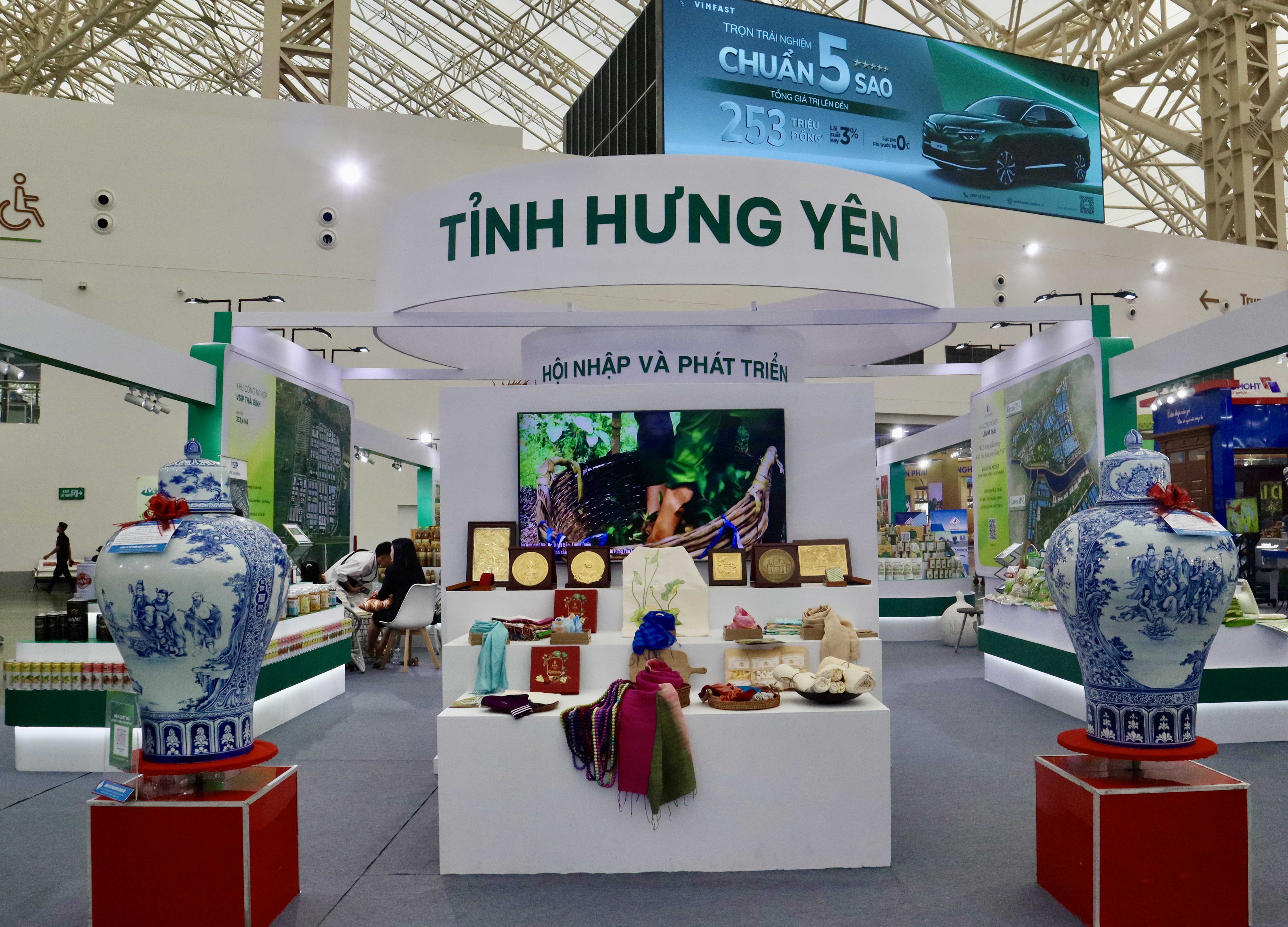 Hưng Yên quảng bá sản phẩm chủ lực tại Hội chợ Mùa Thu