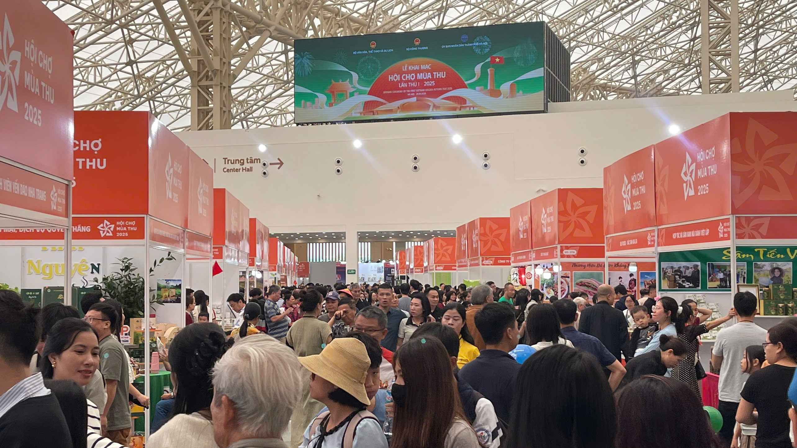 Hội chợ Mùa Thu lần thứ nhất năm 2025: Lan tỏa thương hiệu Việt 