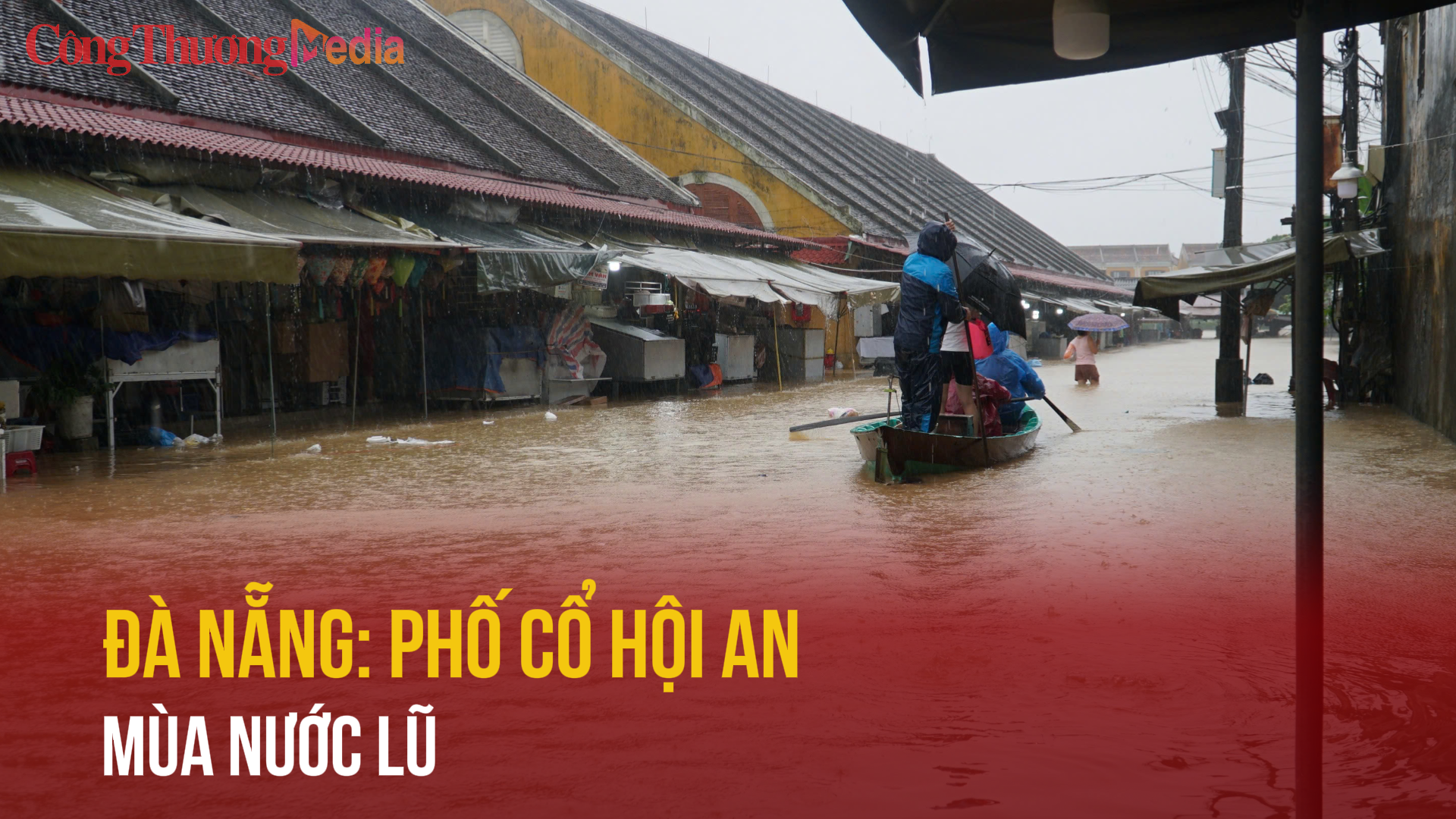 Đà Nẵng: Phố cổ Hội An mùa nước lũ