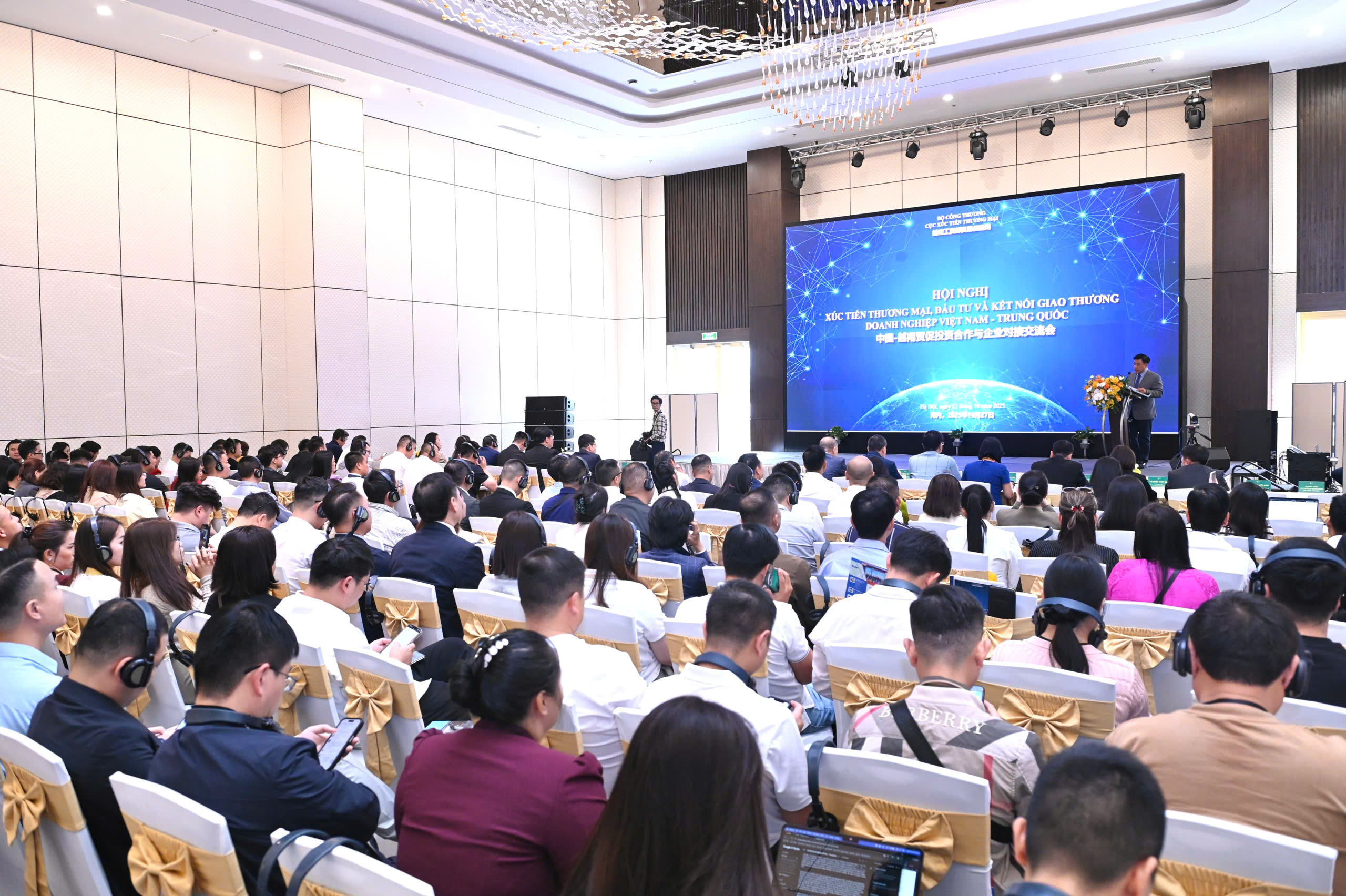 Khai mạc Hội nghị xúc tiến thương mại  Việt - Trung