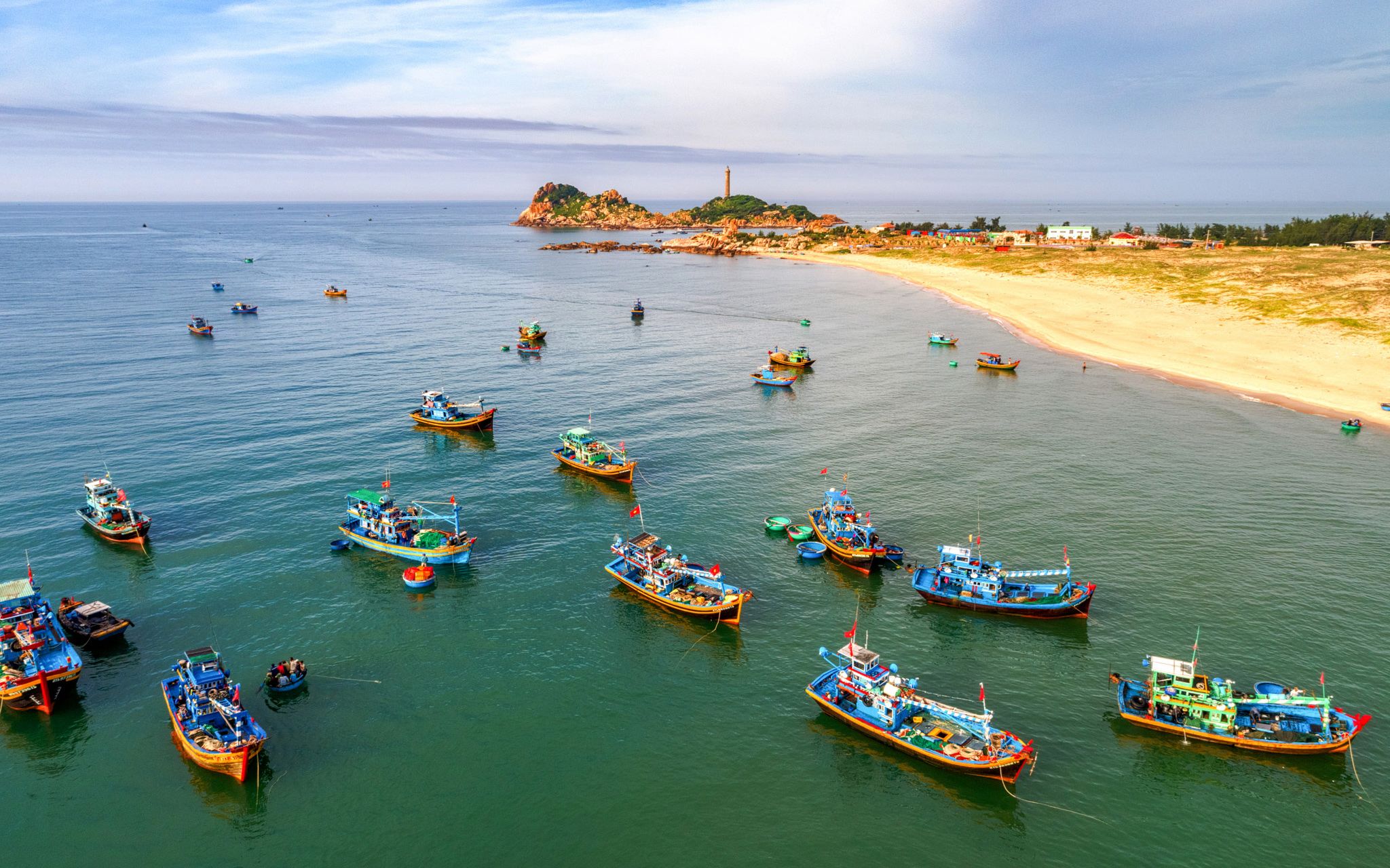 Truyền thông cao điểm chống khai thác hải sản bất hợp pháp