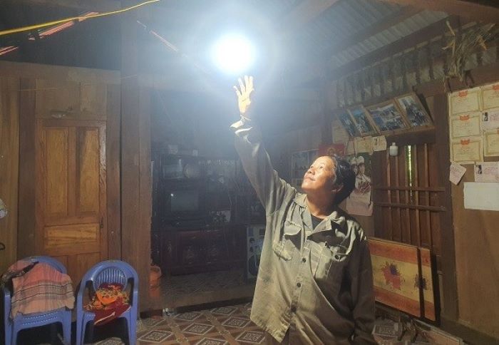 Gia Lai: Điện về thắp sáng bản làng Kông Chro