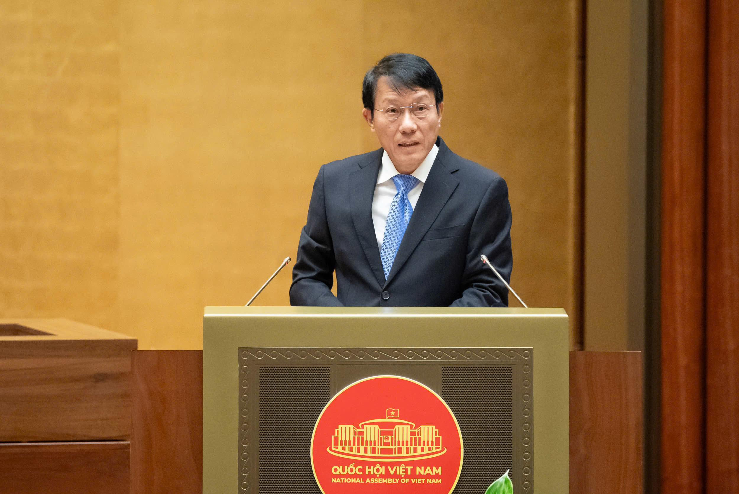 Xây dựng cơ chế, chính sách tạo môi trường phát triển công nghiệp an ninh