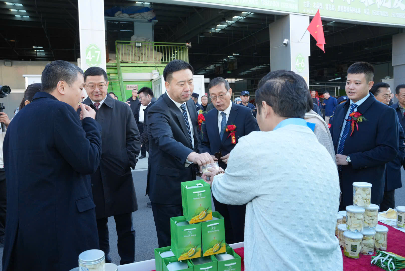 Nông sản Khánh Hòa tham gia chuỗi giao thương Việt – Trung năm 2025