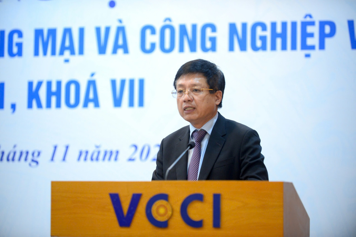 Ông Hồ Sỹ Hùng giữ chức Chủ tịch VCCI nhiệm kỳ 2021 - 2026