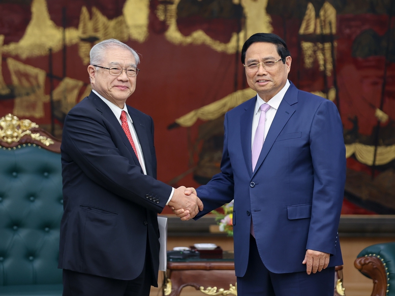 Thủ tướng đề nghị Nhật Bản tăng cường đầu tư vào công nghiệp chế biến, hỗ trợ