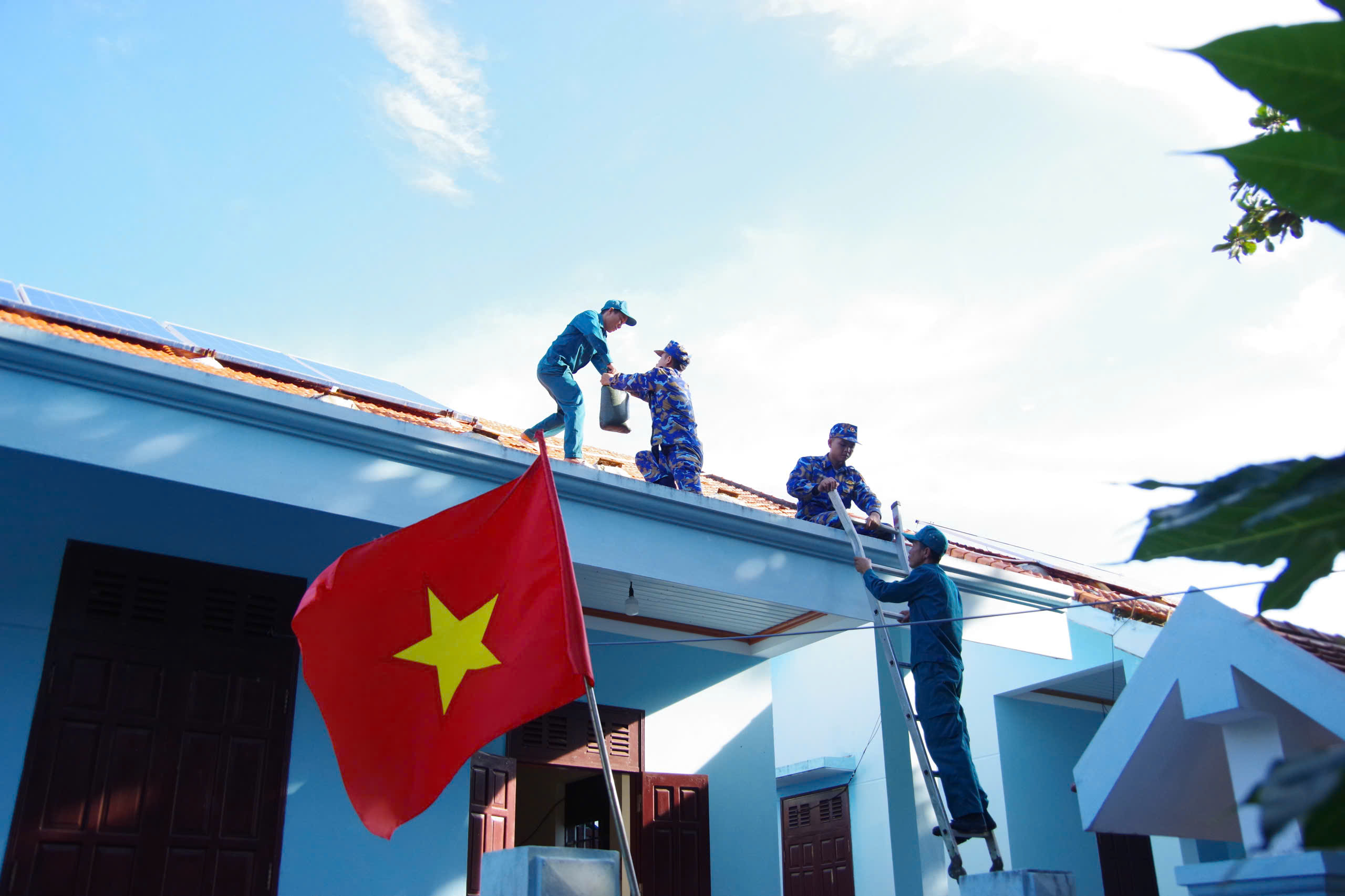 Đặc khu Trường Sa chủ động ứng phó với bão số 13 (Kalmaegi)